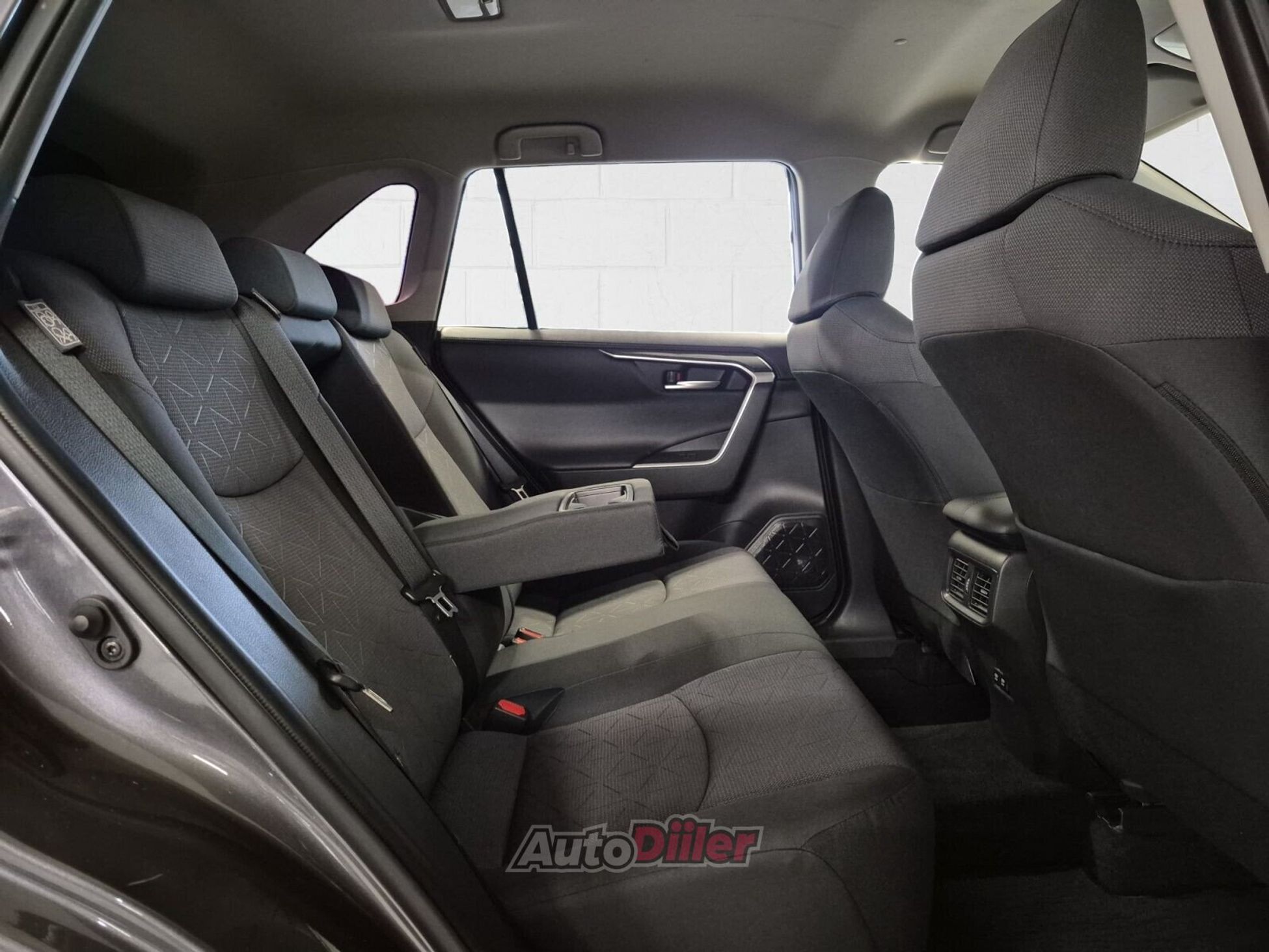 Toyota RAV4 2020, kuva 7/10
