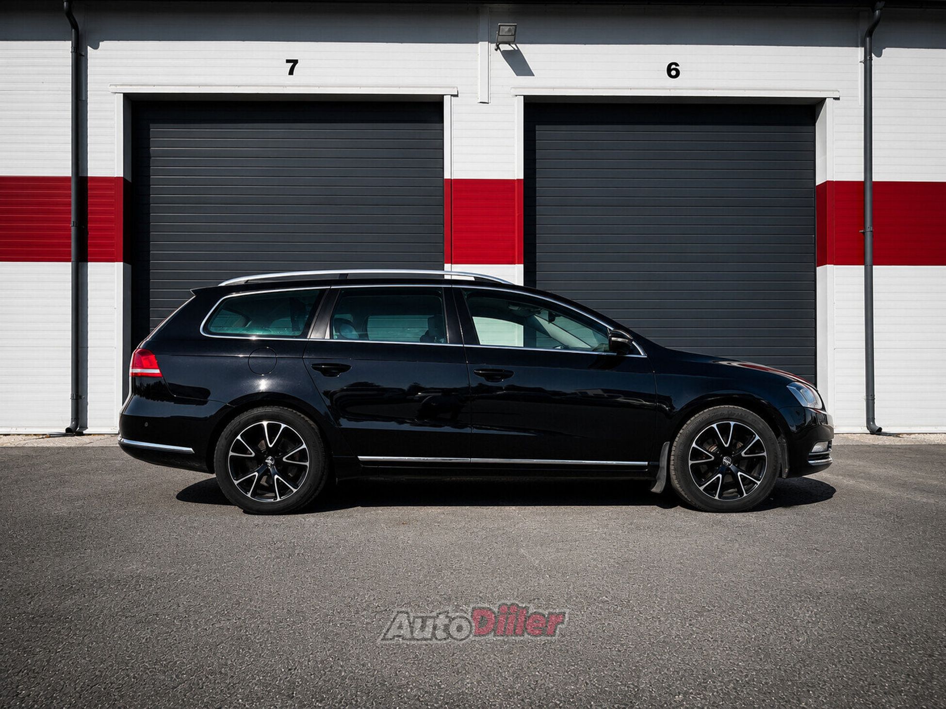 Volkswagen Passat 2012, photo 3/10