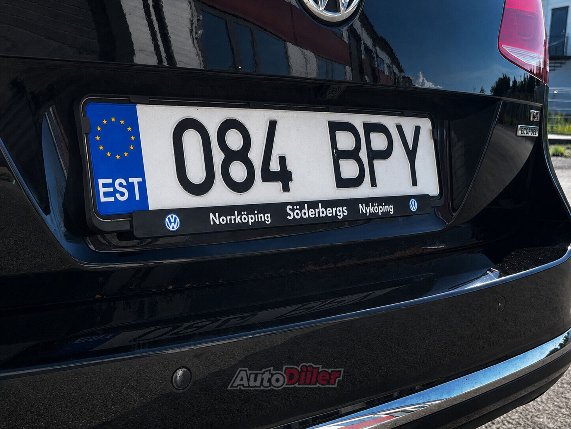 Volkswagen Passat 2012, photo 7/10