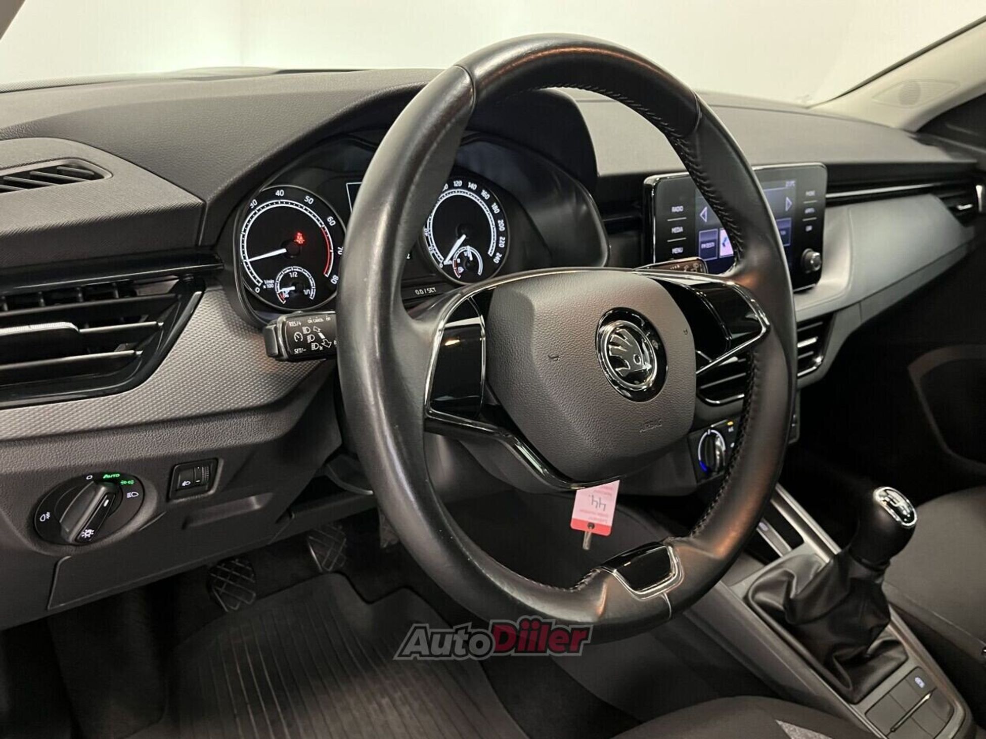 Skoda Kamiq Active 1.0 66kW 2021, kuva 7/10
