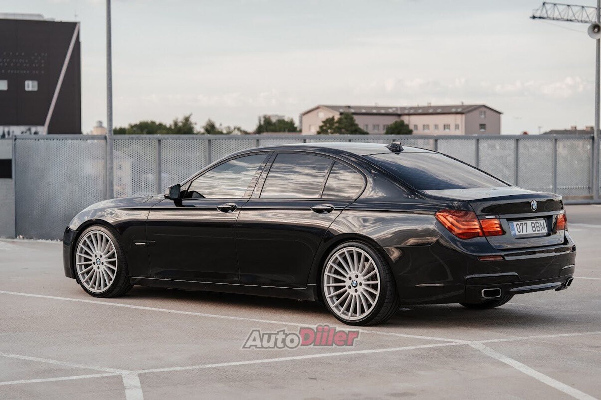 BMW 740 M-pakett 3.0 225kW 2009, photo 4/7