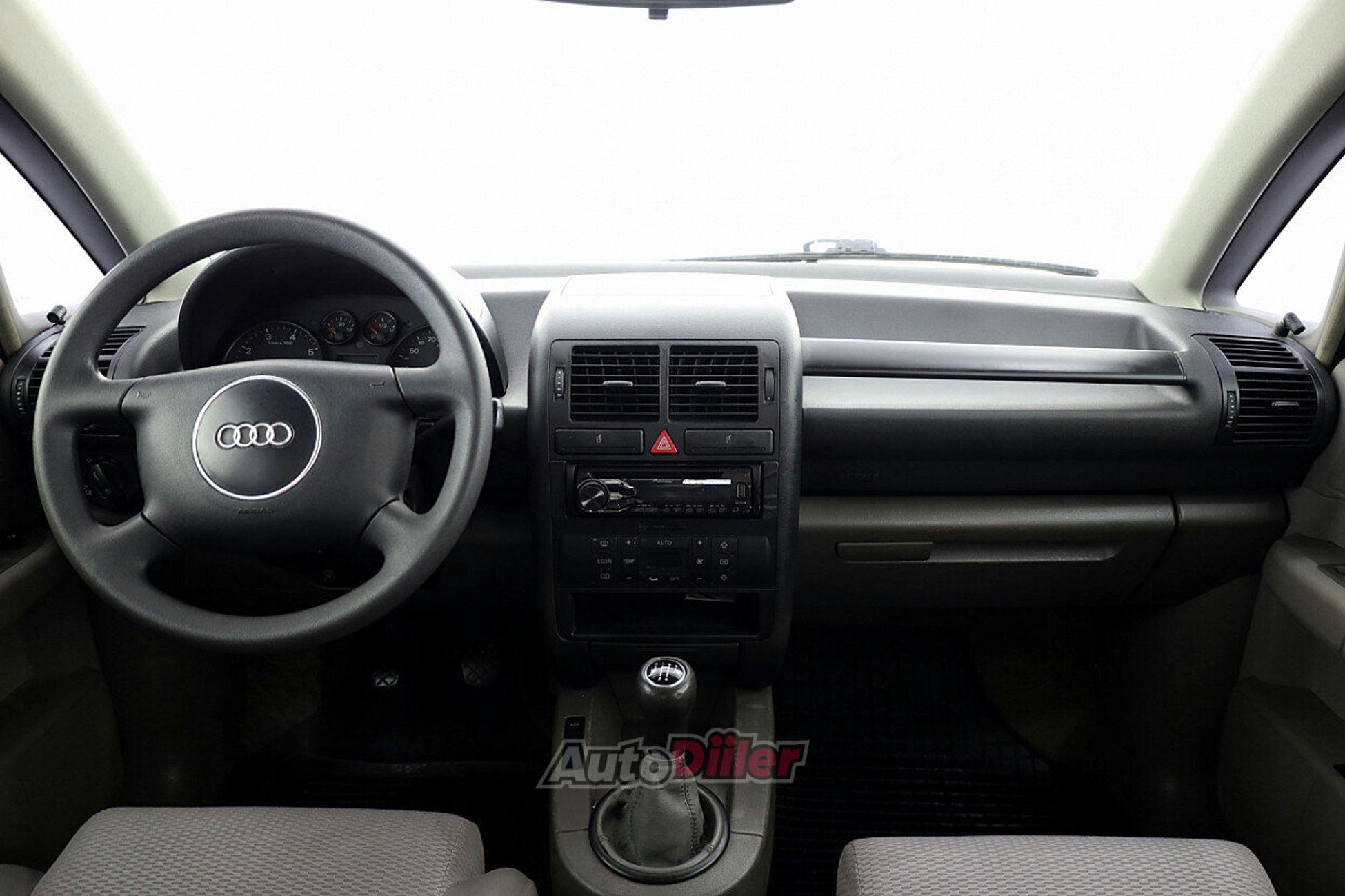 Audi A2 1.4 55kW 2001, photo 5/7