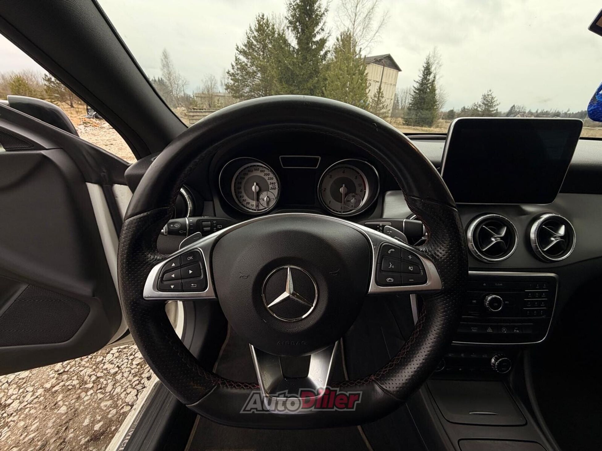 Mercedes-Benz CLA 220 2.1 130kW 2016, photo 7/8