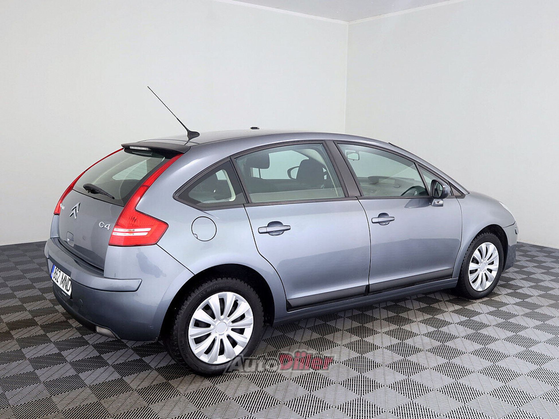 Citroen C4 1.6 88kW 2010, photo 3/7