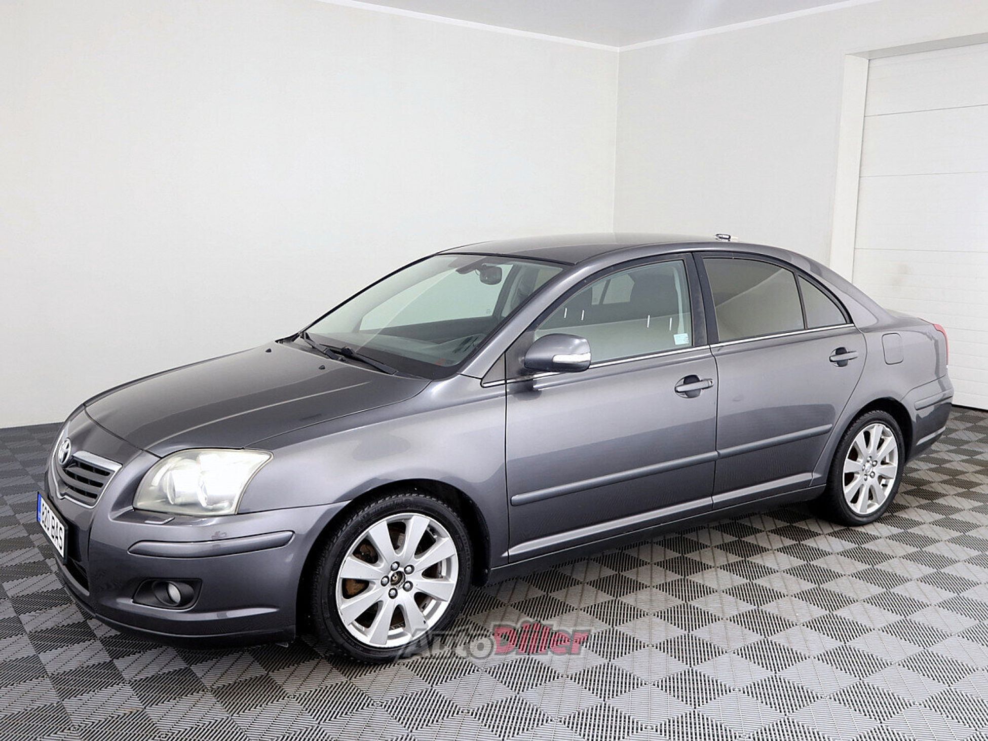 Toyota Avensis 2.0 108kW 2008, photo 2/9