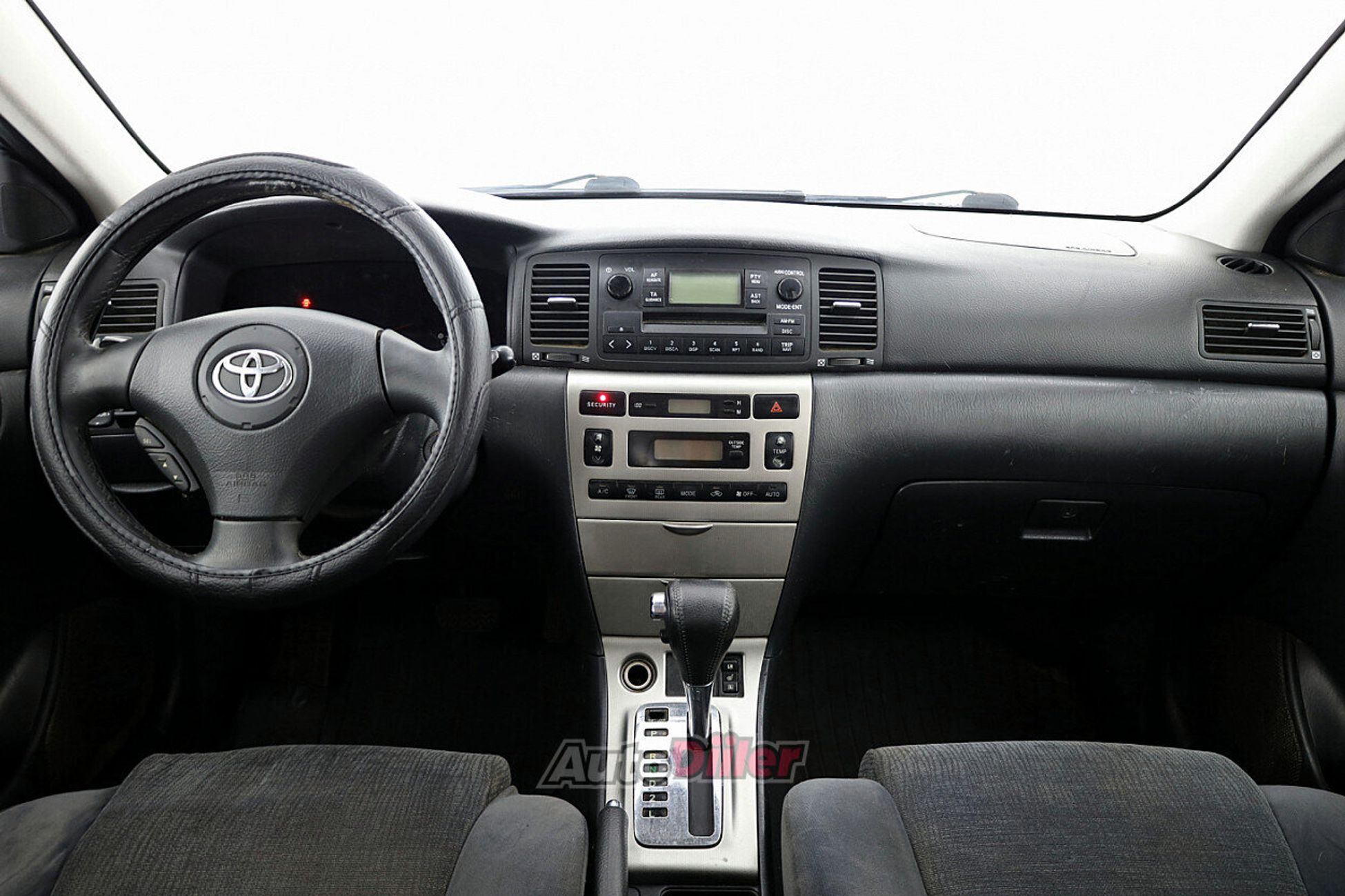 Toyota Corolla 1.6 81kW 2004, photo 5/8