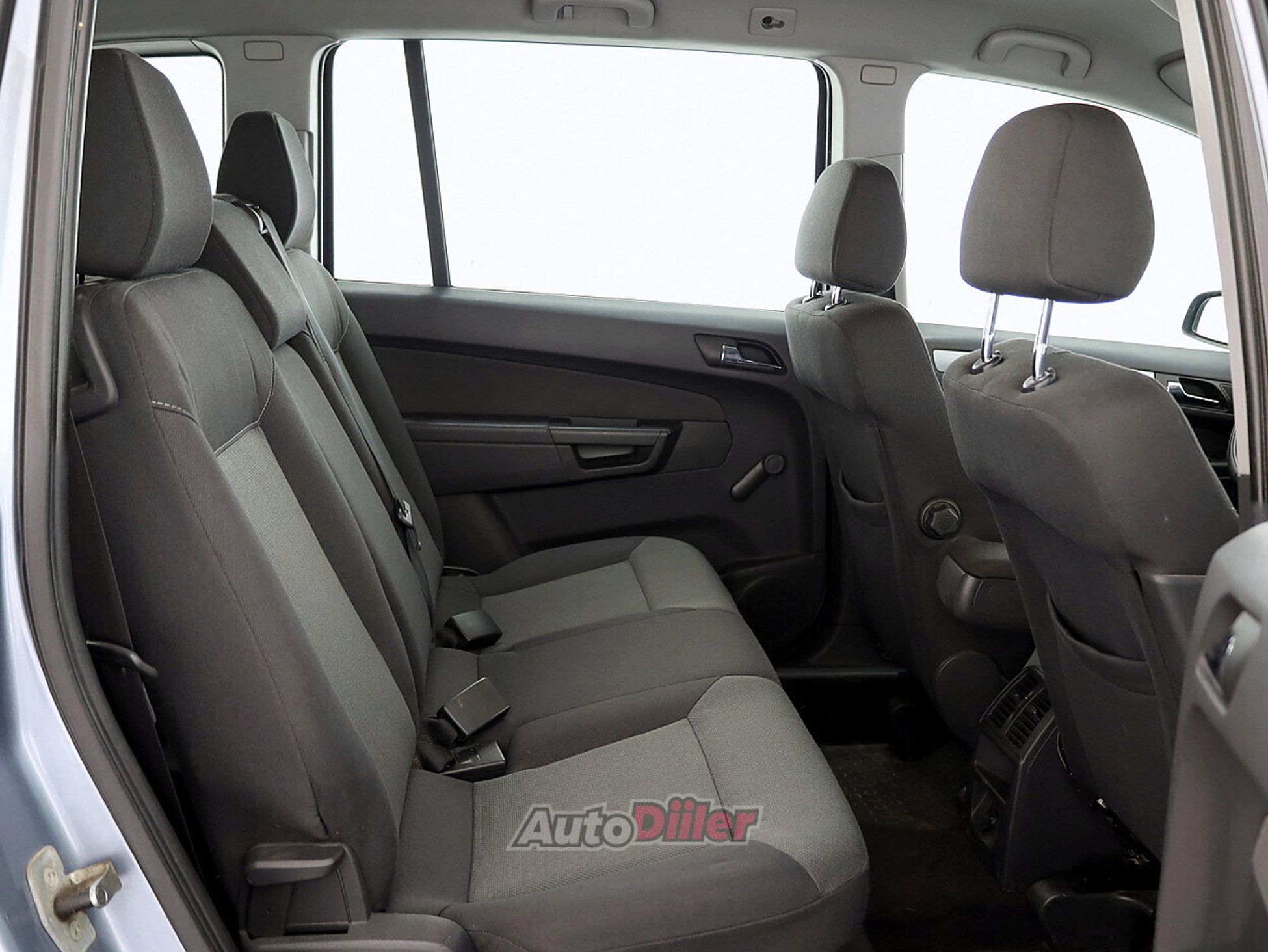 Opel Zafira 1.8 103kW 2007, kuva 7/8