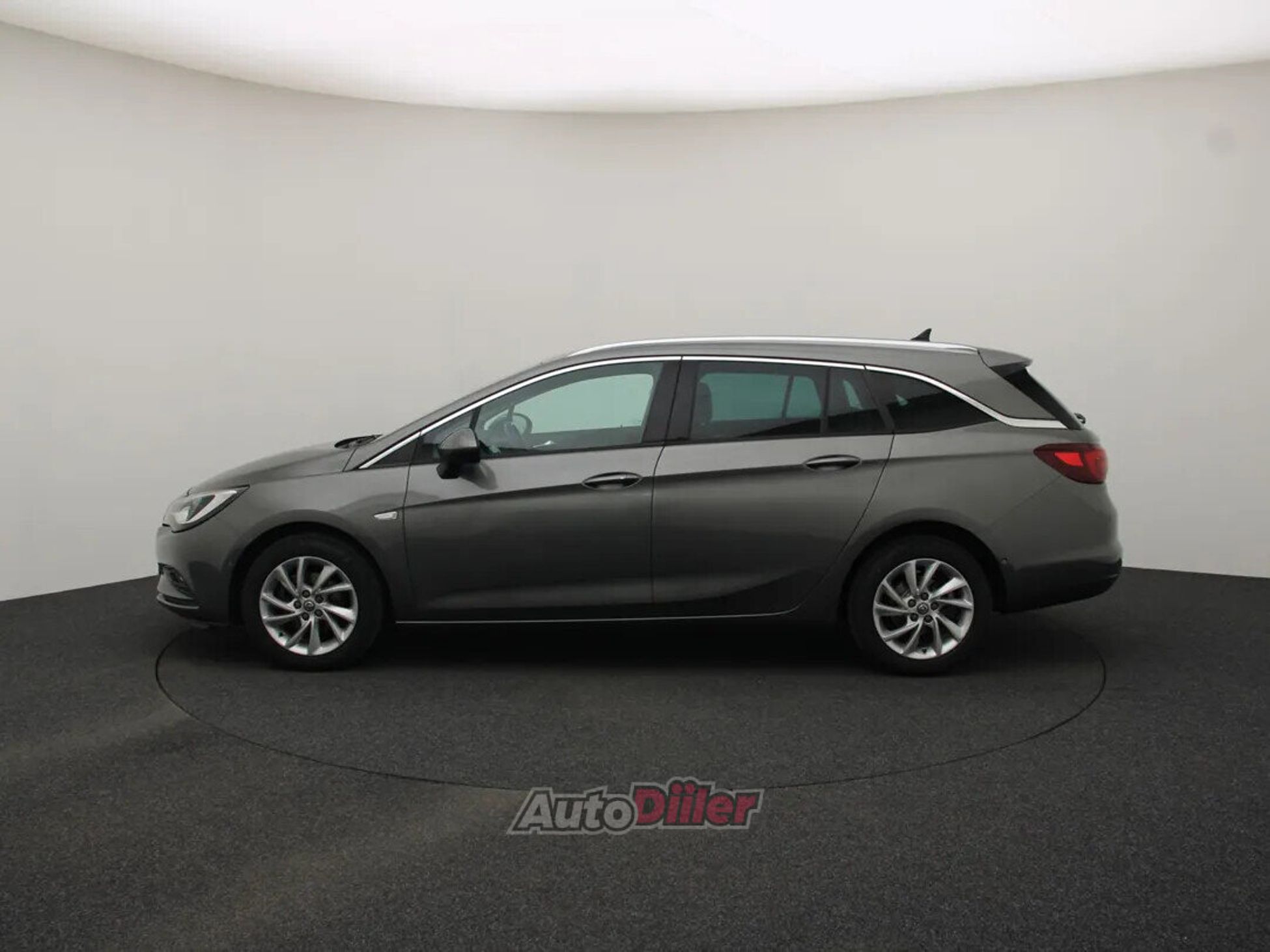 Opel Astra Innovation 1.4 110kW 2018, kuva 6/10
