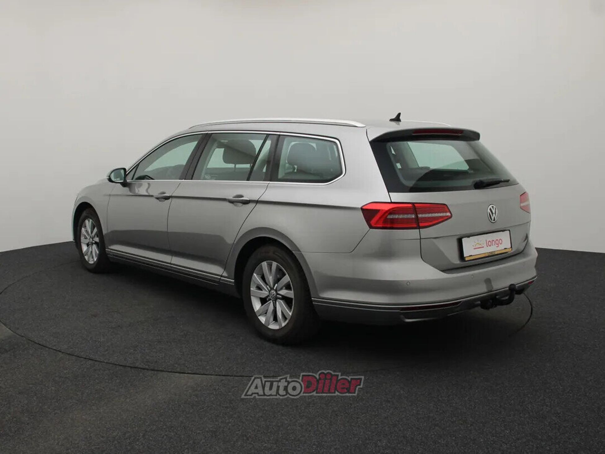 Volkswagen Passat 2016, kuva 7/10
