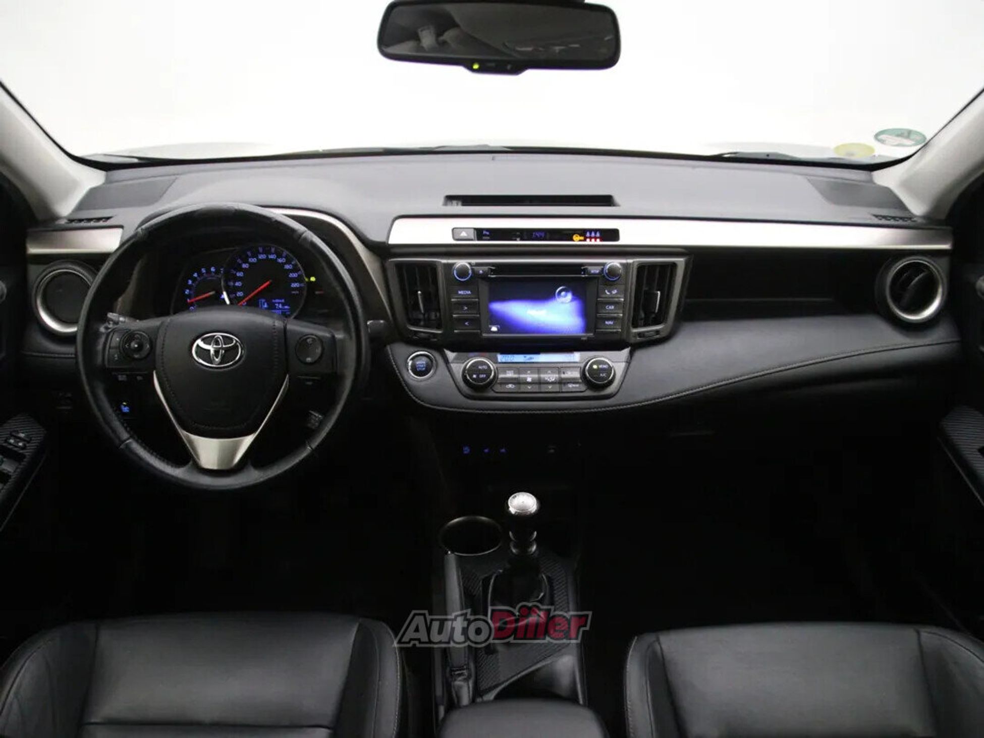 Toyota RAV4 2.0 91kW 2015, photo 2/10
