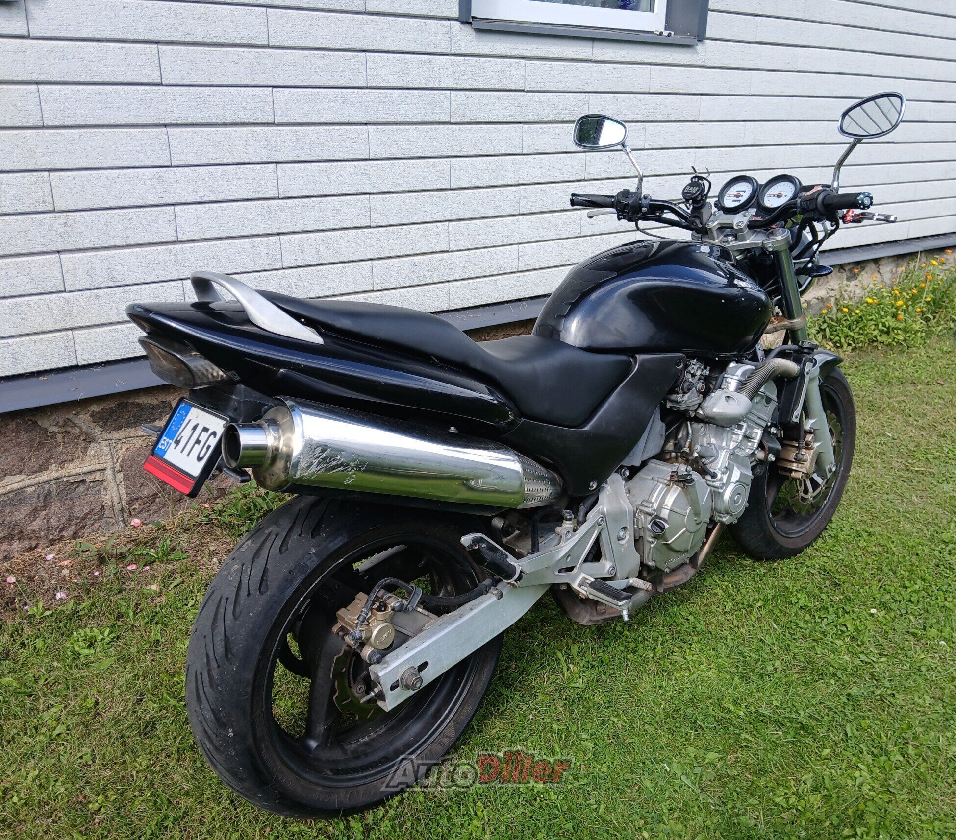 Honda CB Cb600f Hornet 69kW 1998, kuva 3/7