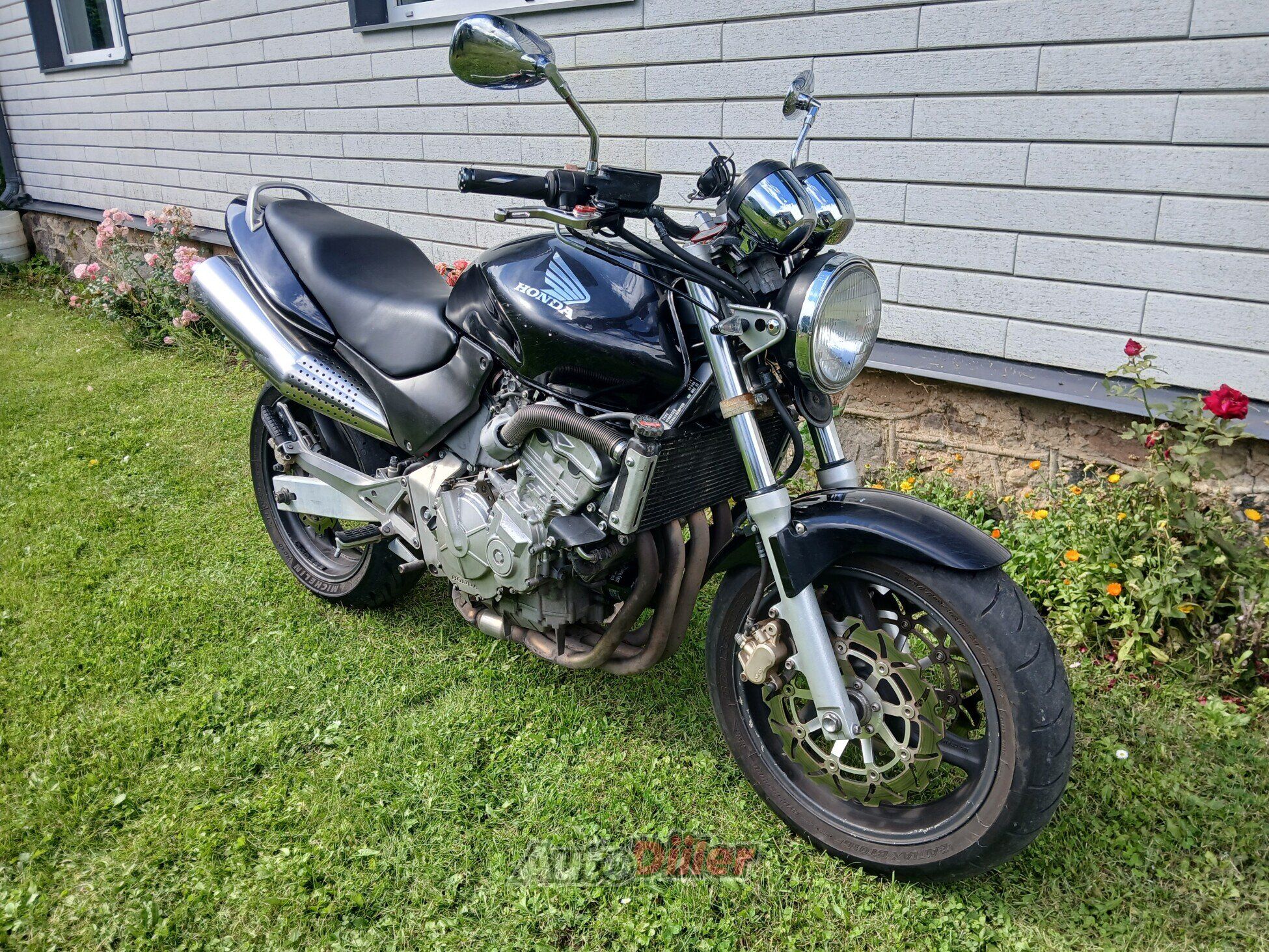 Honda CB Cb600f Hornet 69kW 1998, kuva 2/7
