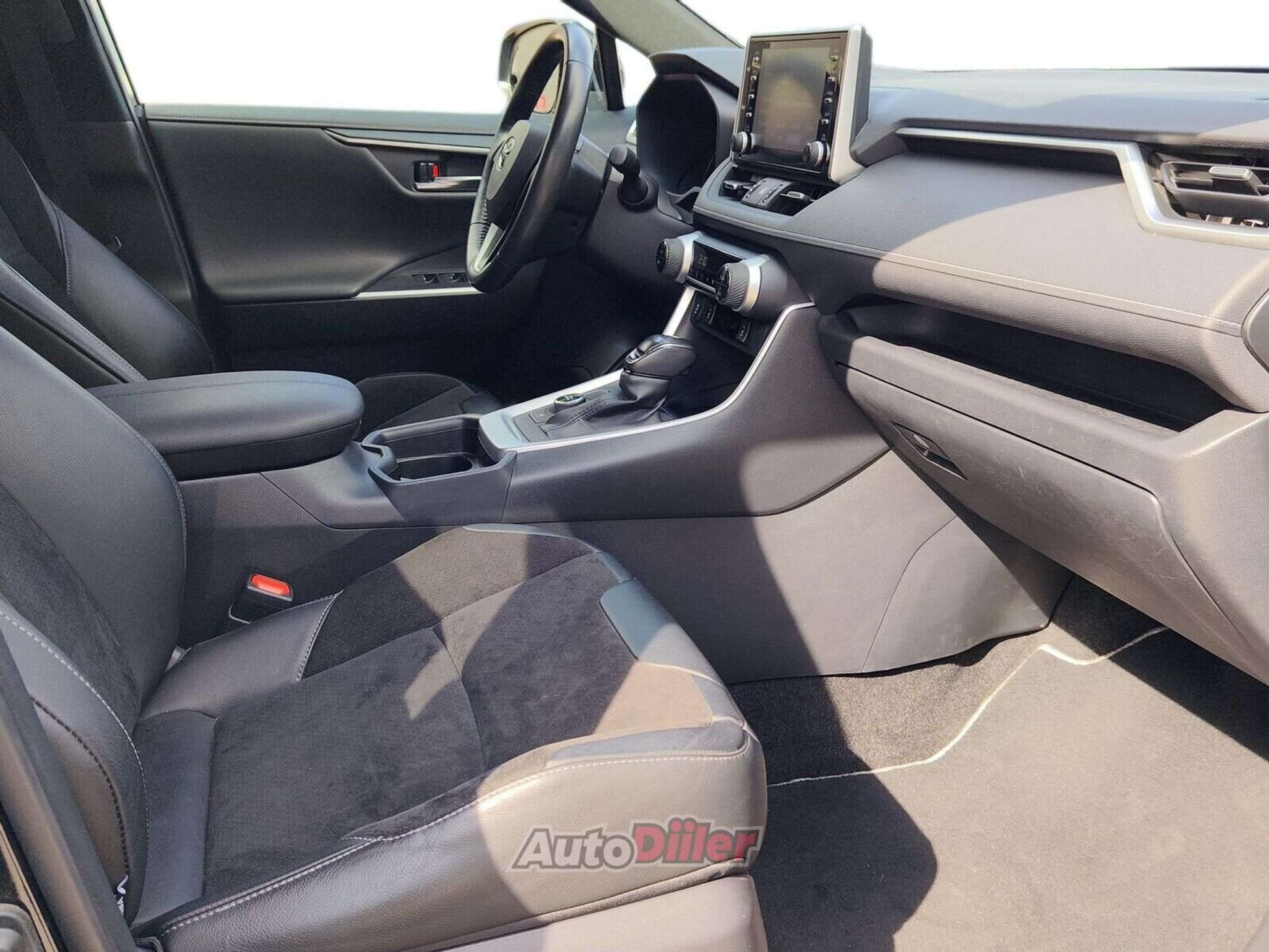 Toyota RAV4 Black Edition 2.5 131kW 2021, photo 6/10