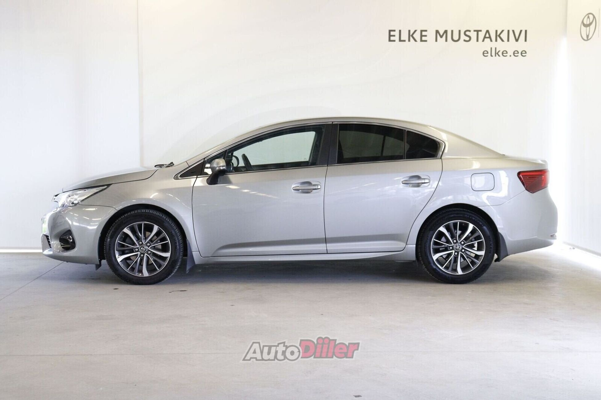 Toyota Avensis Active Plus 1.8 108kW 2018, photo 3/10