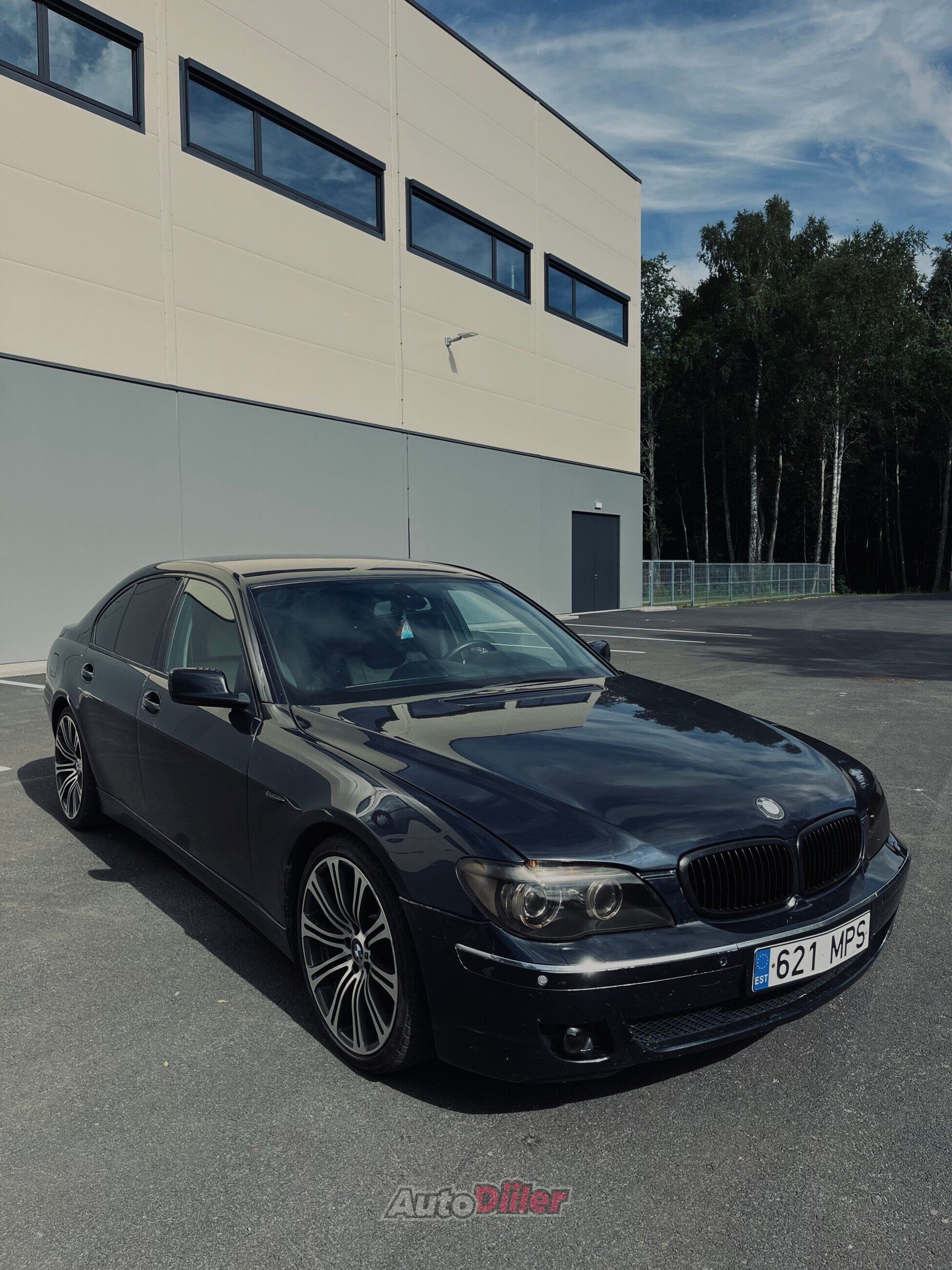 BMW 730 tumesinine 3.0 170kW 2005, photo 3/8