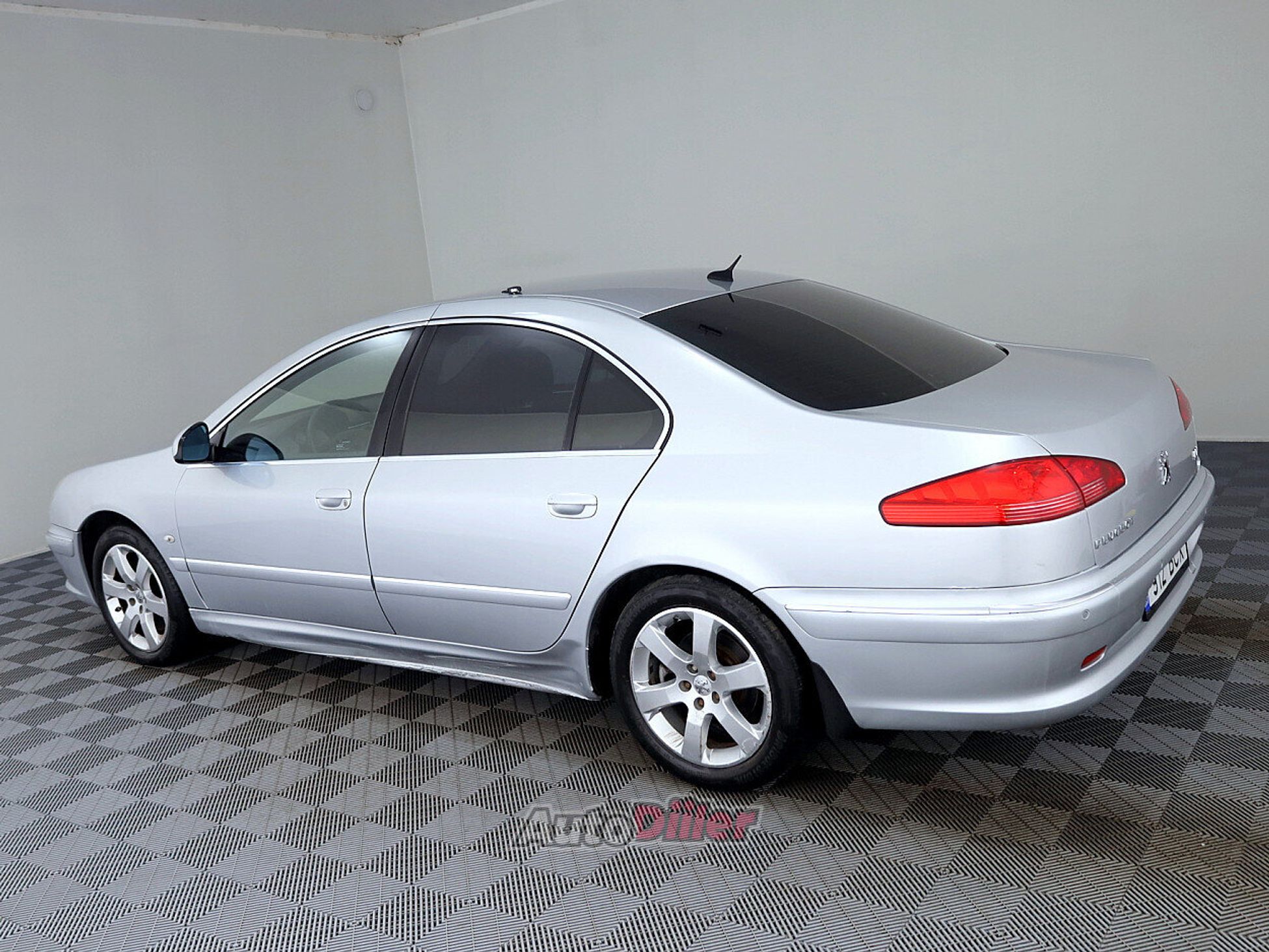 Peugeot 607 2.7 150kW 2010, photo 4/8
