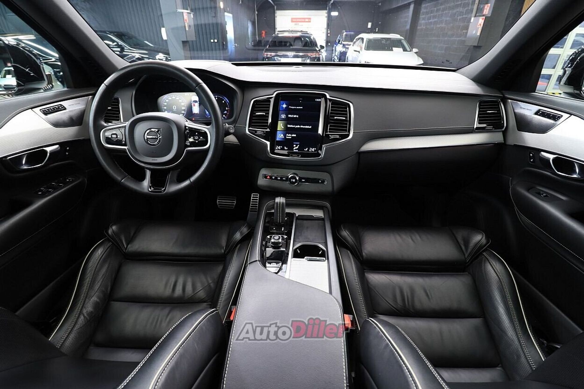 Volvo XC90 R-Design 2.0 173kW 2021, kuva 6/10