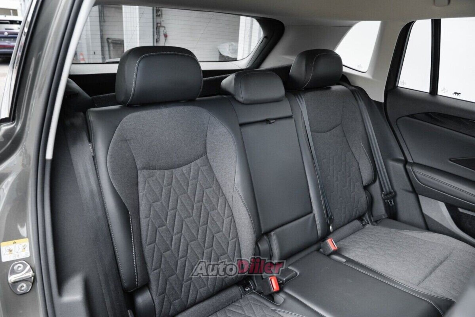 Volkswagen Tiguan 1.5 110kW 2024, photo 6/10