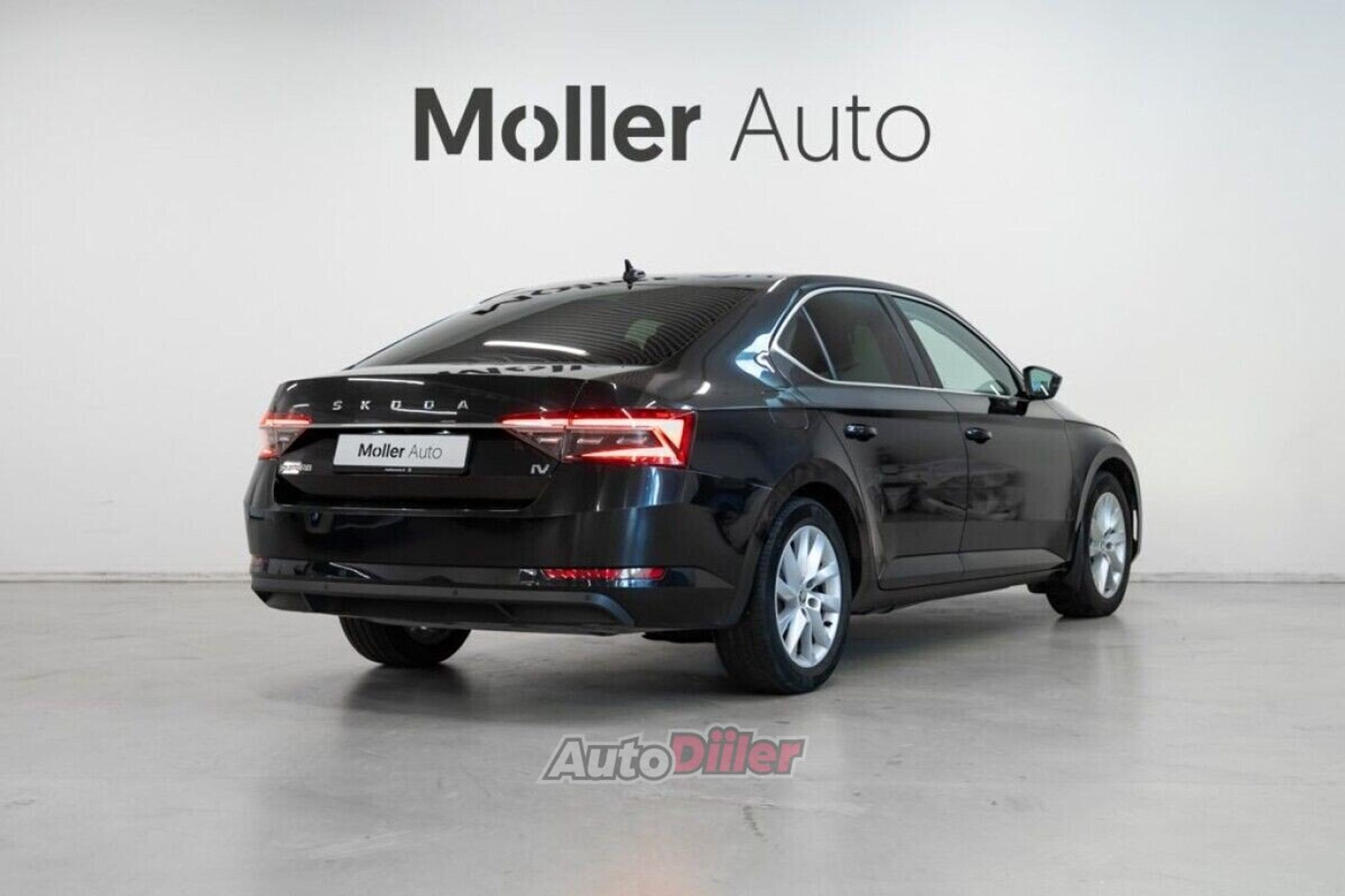 Skoda Superb 1.4 160kW 2021, photo 3/10