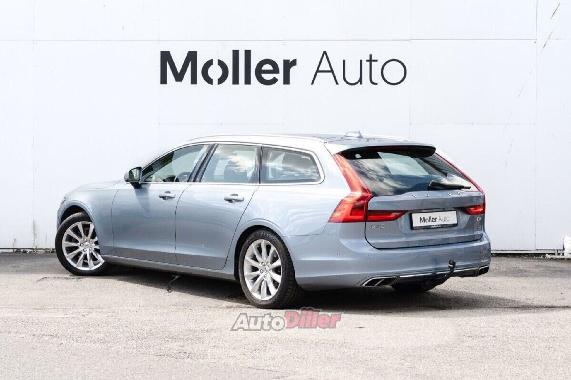 Volvo V90 2.0 140kW 2017, photo 3/10