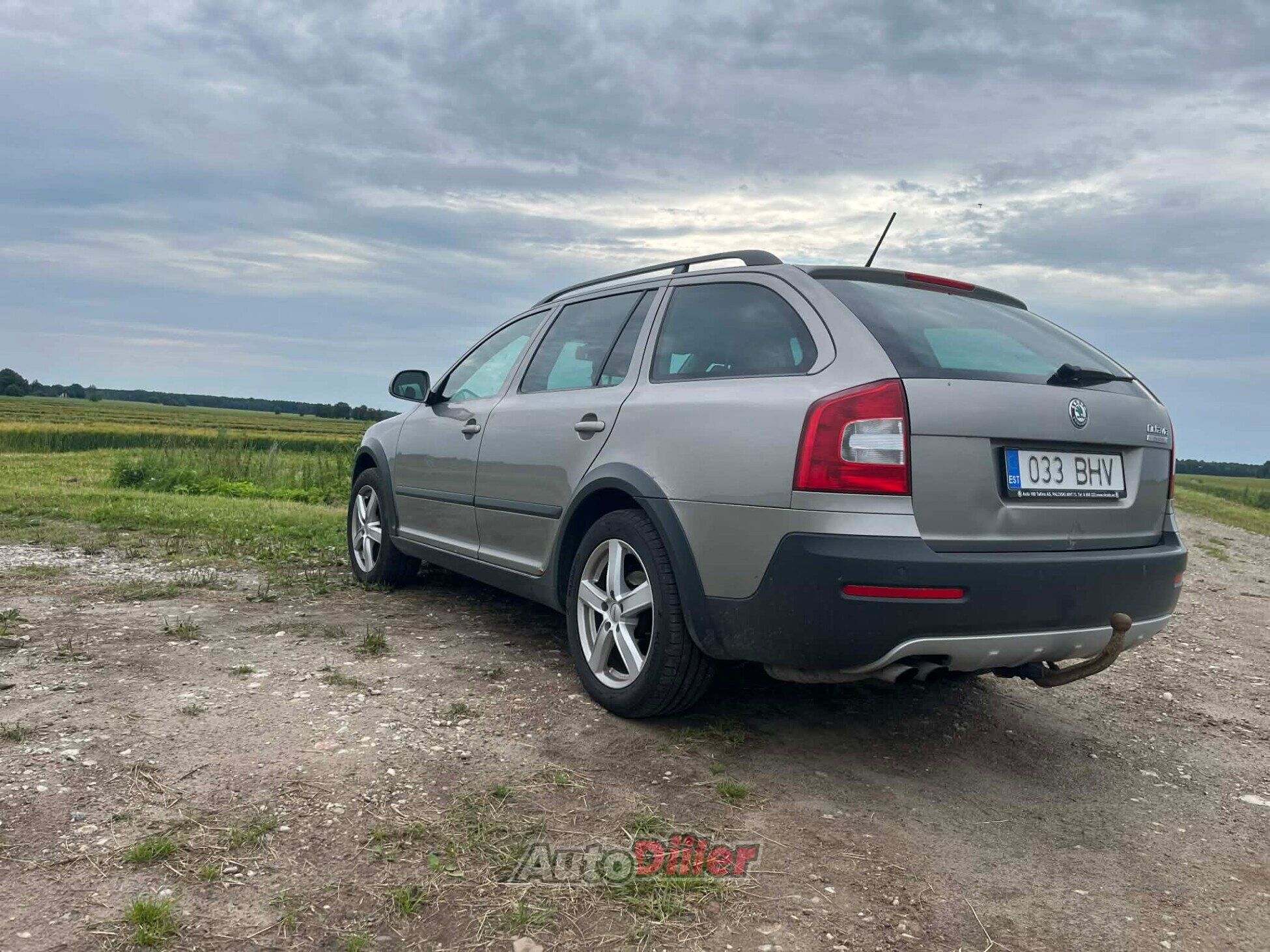 Skoda Octavia Scout 2.0 103kW 2012, kuva 3/10