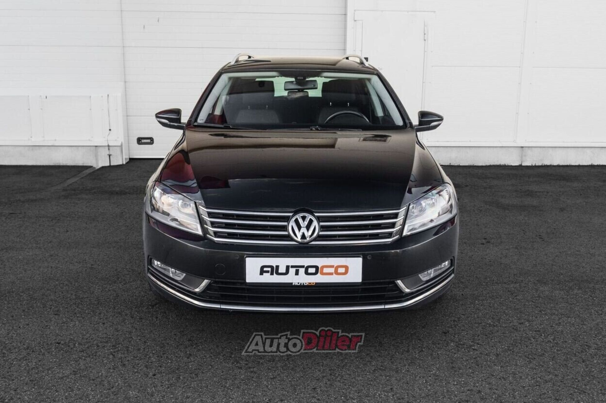 Volkswagen Passat 2011, photo 2/10