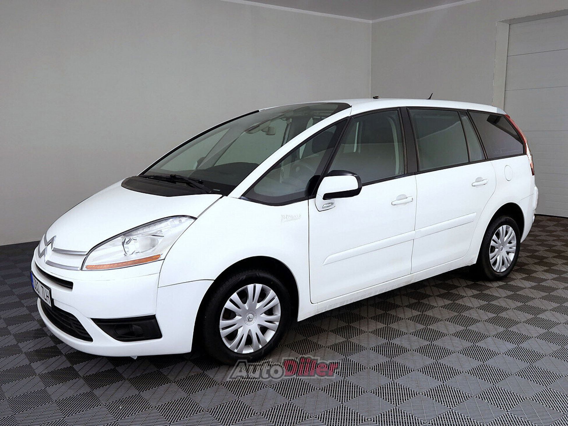 Citroen C4 Picasso 1.6 80kW 2010, kuva 2/8