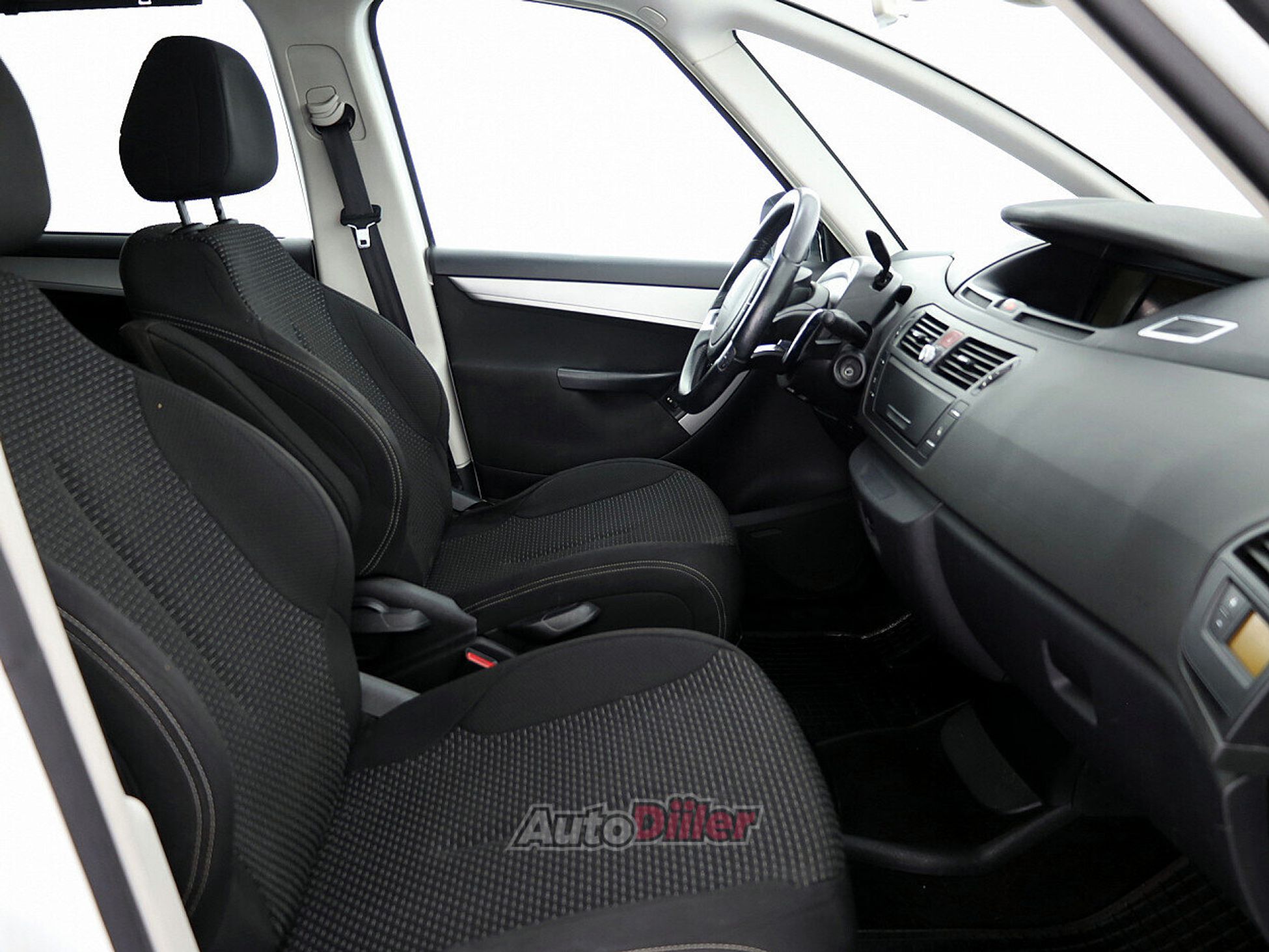Citroen C4 Picasso 1.6 80kW 2010, kuva 6/8