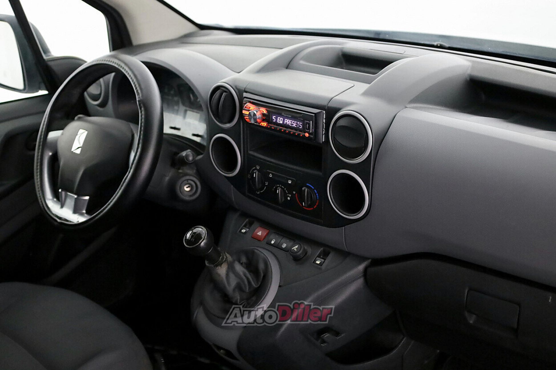 Citroen Berlingo 1.6 55kW 2013, photo 5/7