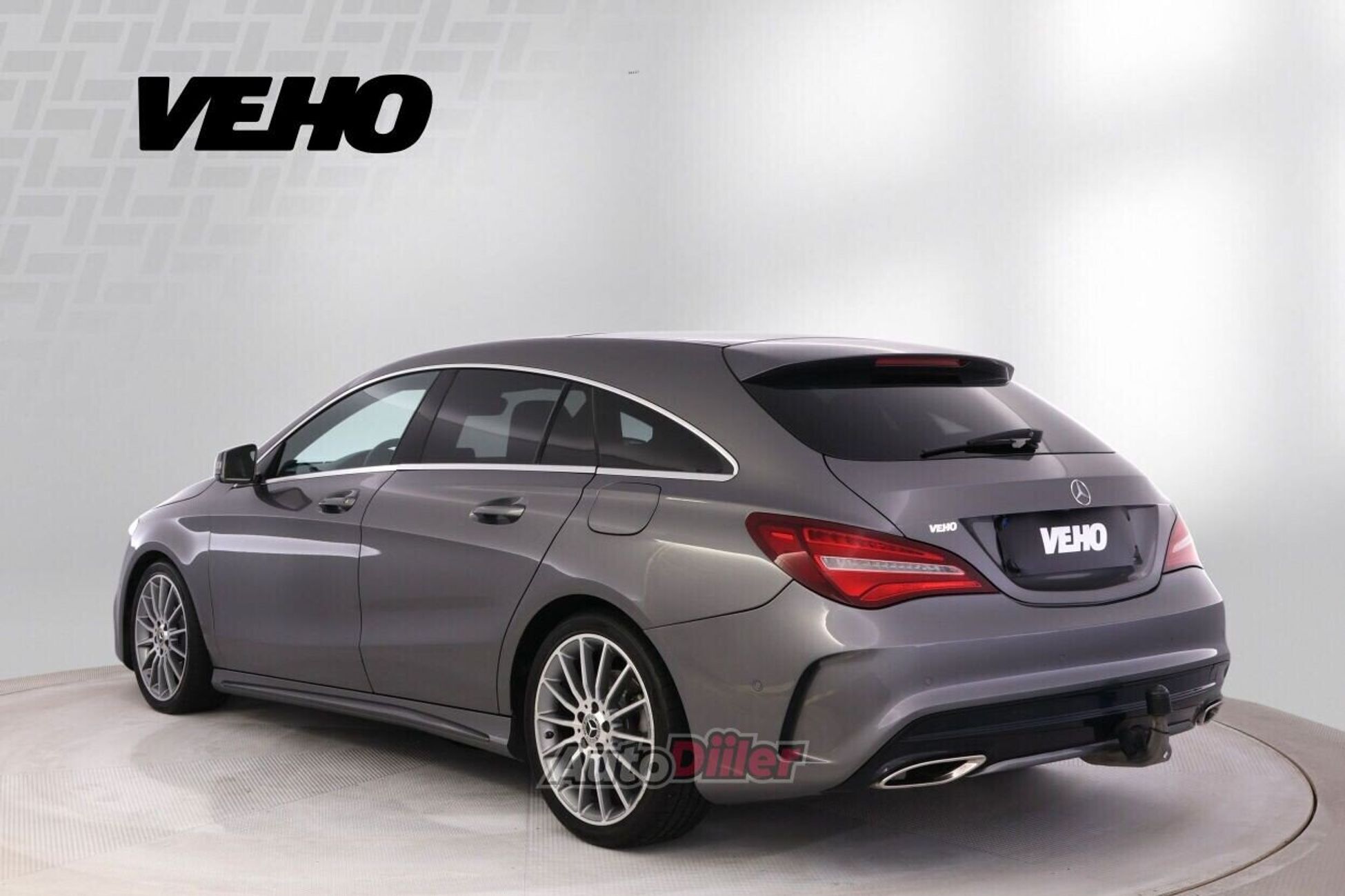 Mercedes-Benz CLA 220 2018, photo 4/9