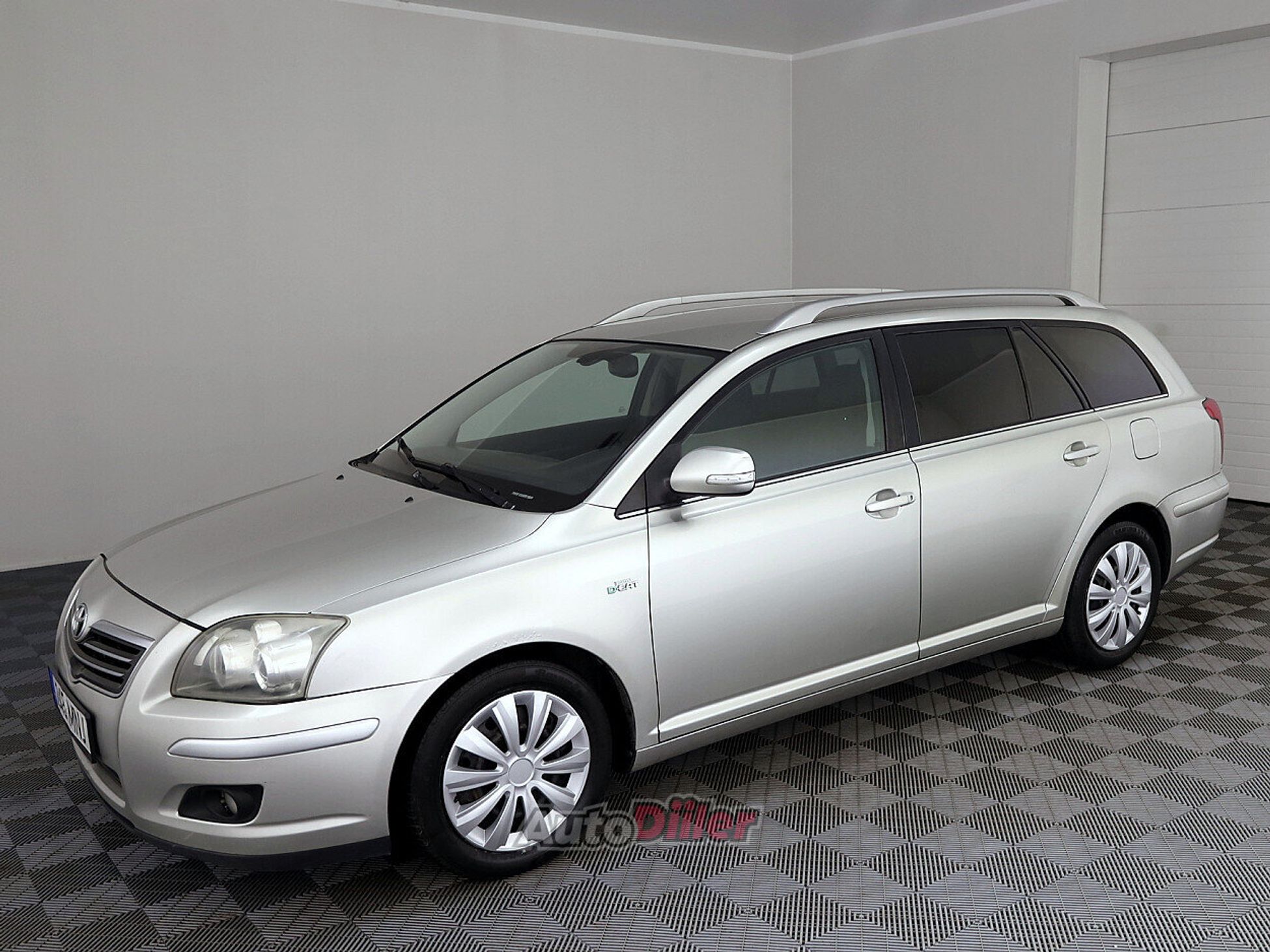Toyota Avensis 2.2 130kW 2007, photo 2/9