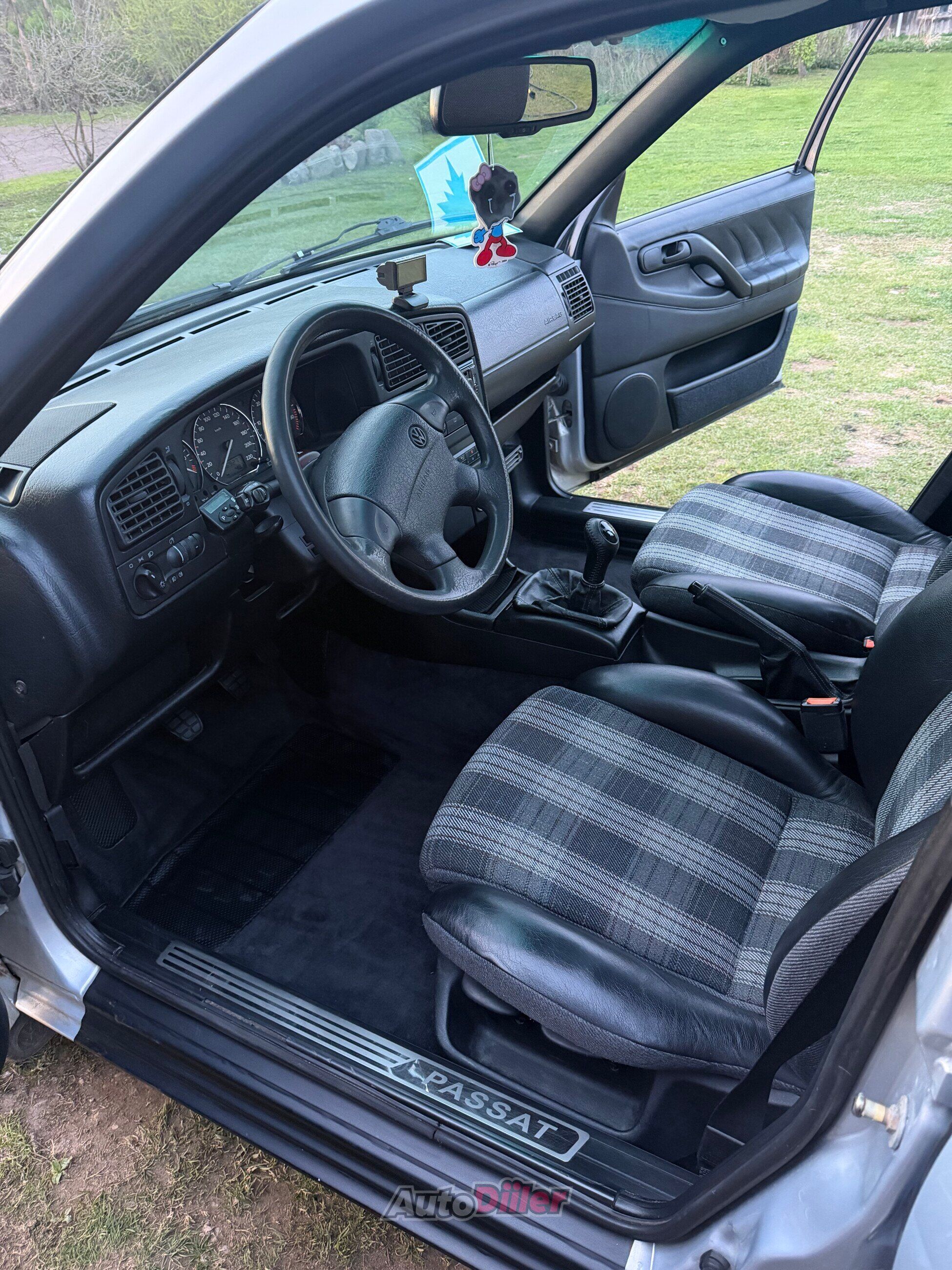 Volkswagen Passat B4 1.9 66kW 1995, photo 6/10