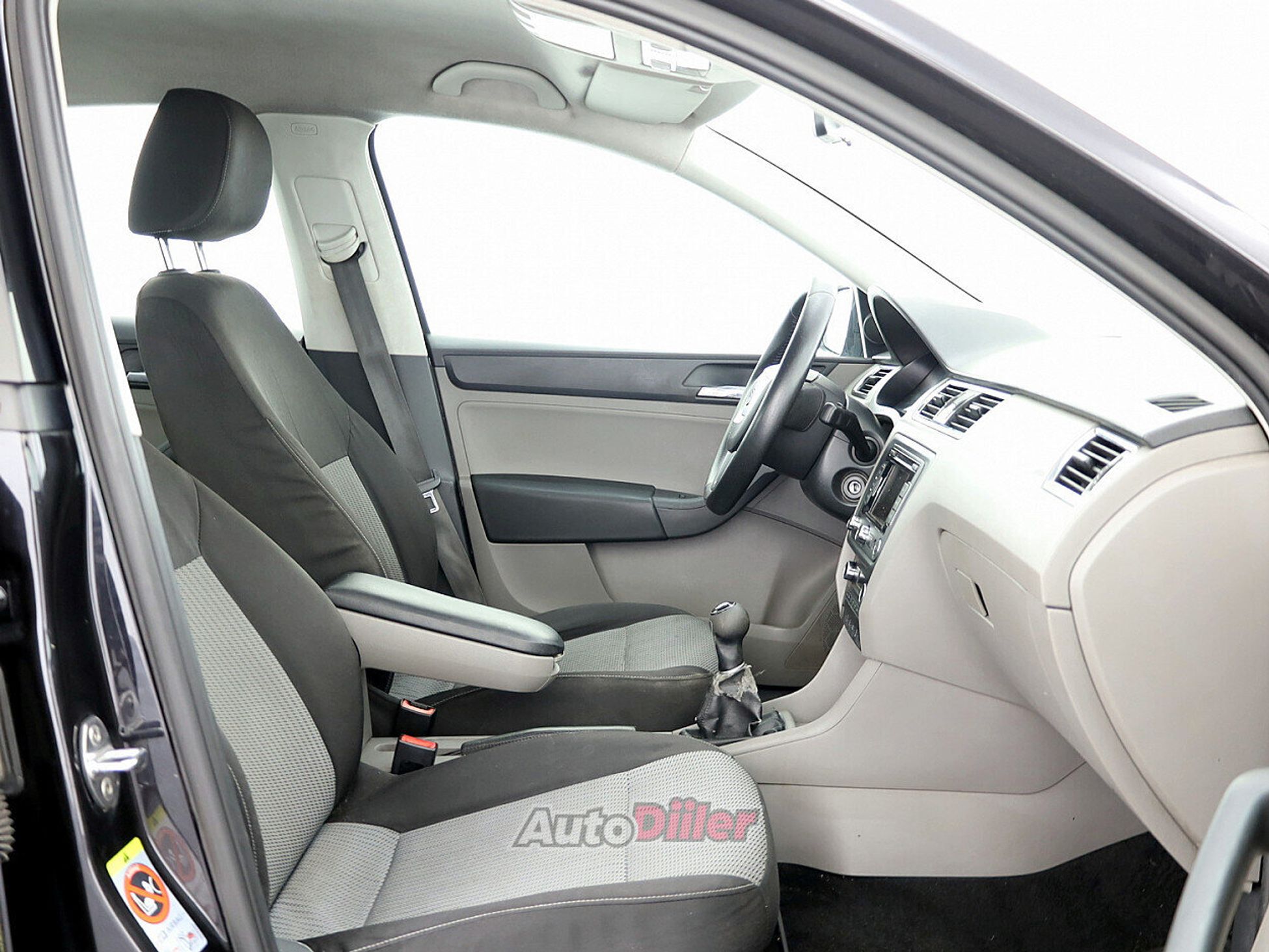 SEAT Toledo 1.6 77kW 2013, photo 6/7