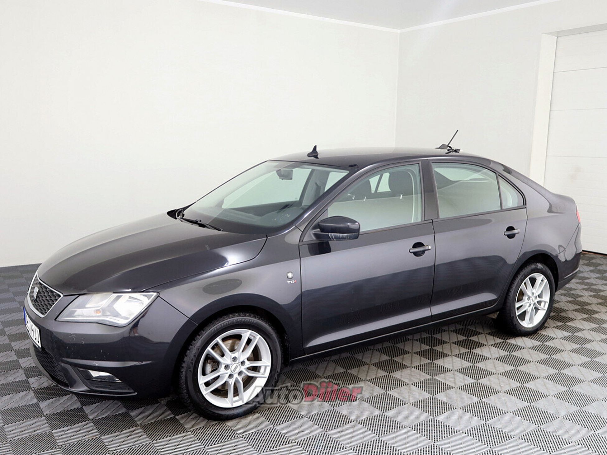 SEAT Toledo 1.6 77kW 2013, photo 2/7