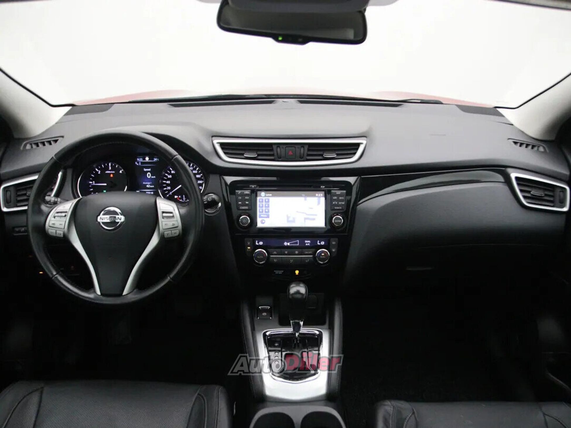 Nissan Qashqai Tekna 1.6 96kW 2016, kuva 2/10