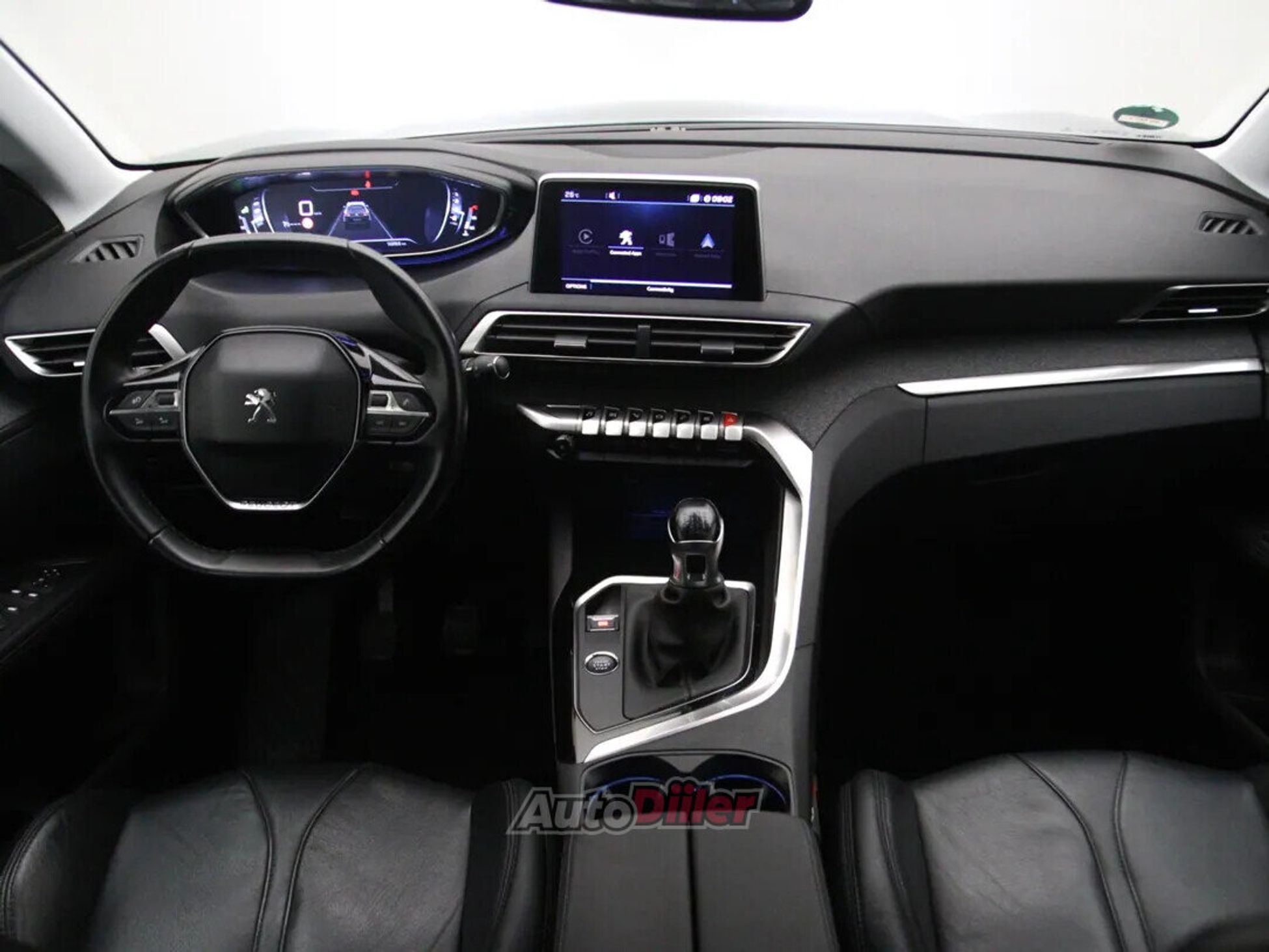 Peugeot 5008 Premium 1.2 96kW 2019, photo 2/10