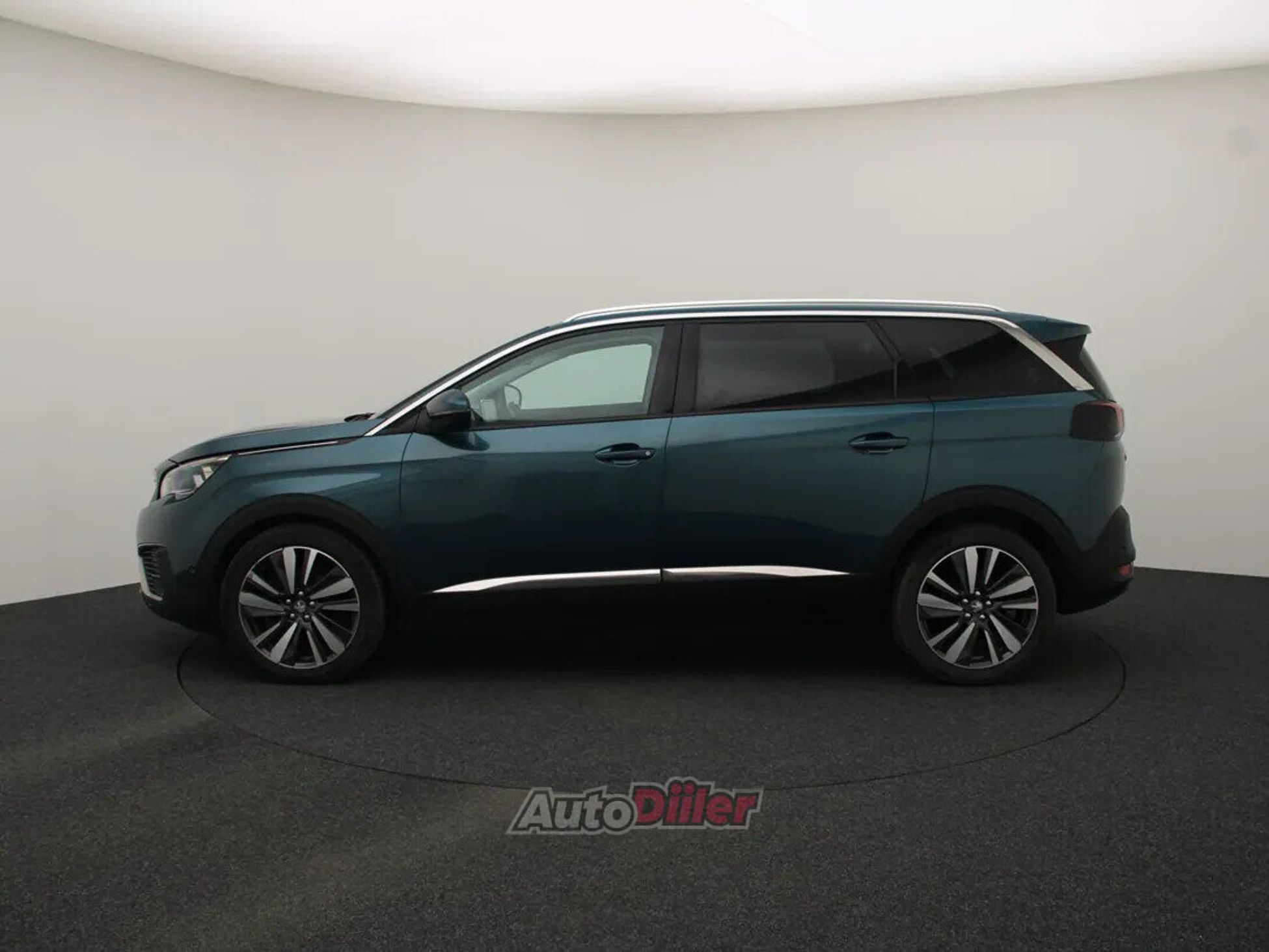 Peugeot 5008 Premium 1.2 96kW 2019, photo 6/10
