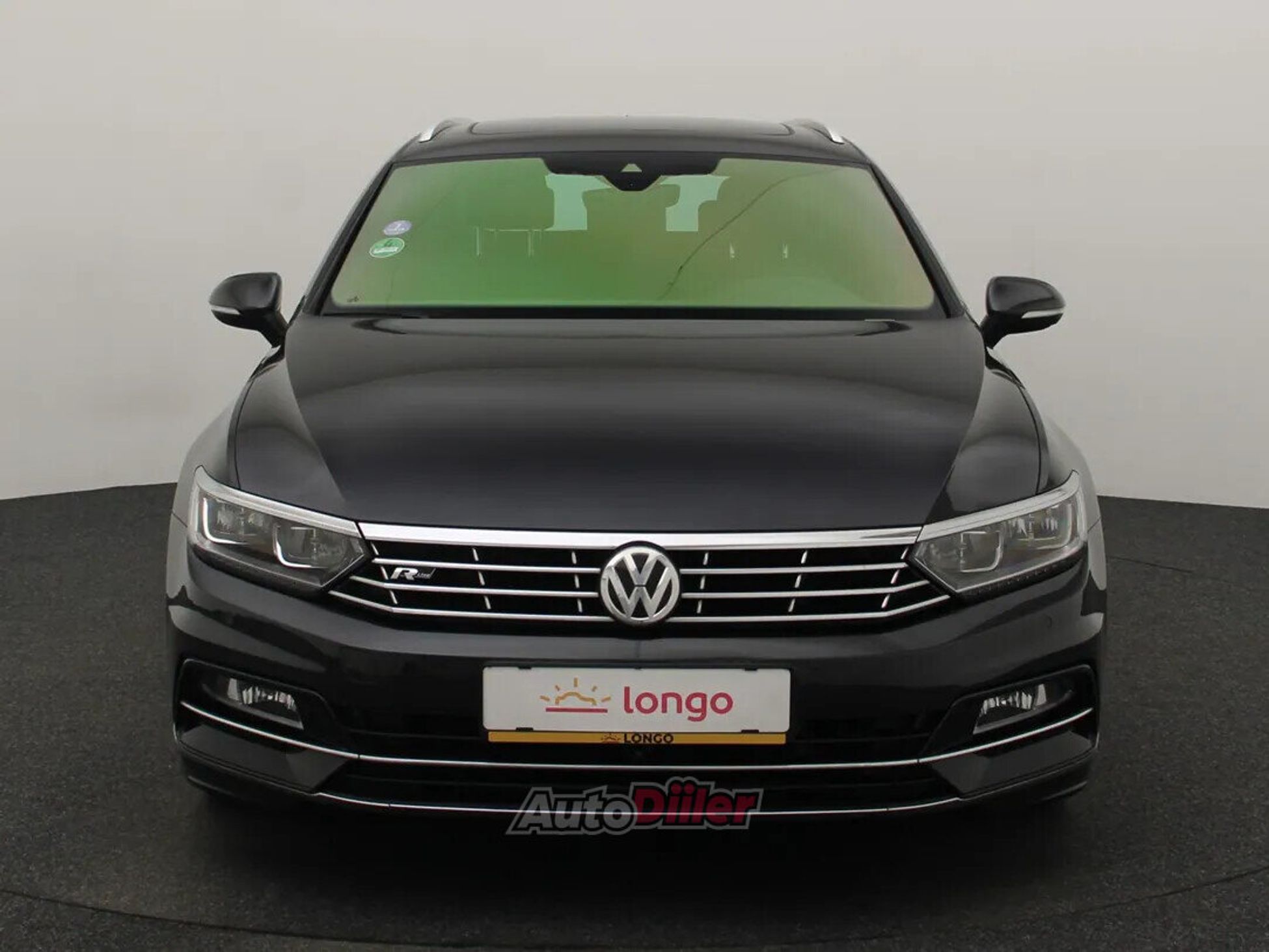 Volkswagen Passat 2017, photo 3/10
