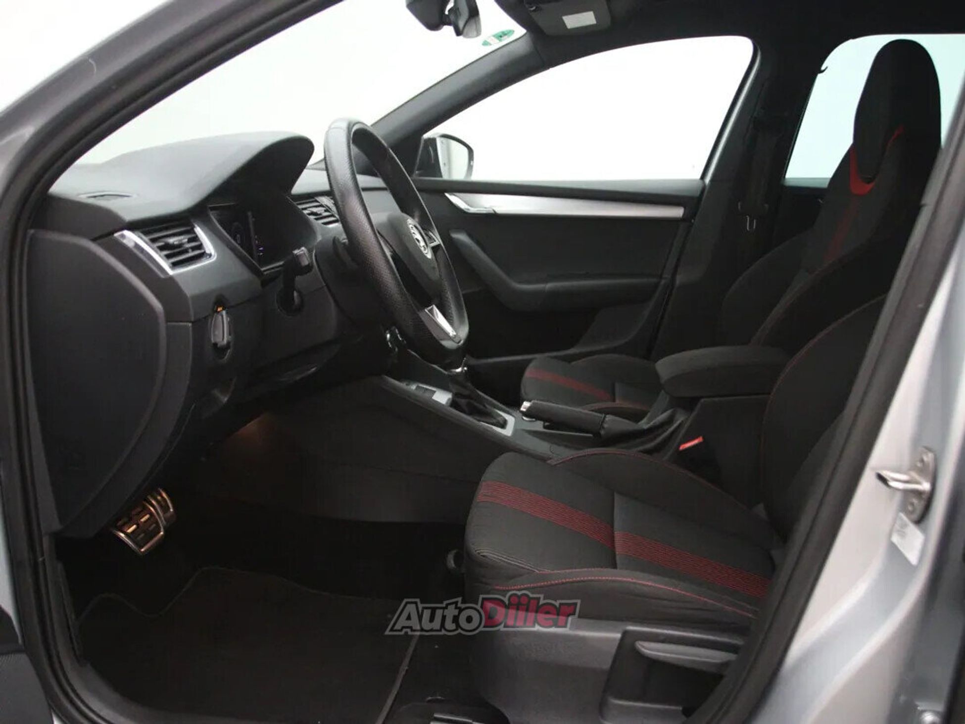 Skoda Octavia Sport Business 1.6 85kW 2019, kuva 4/10
