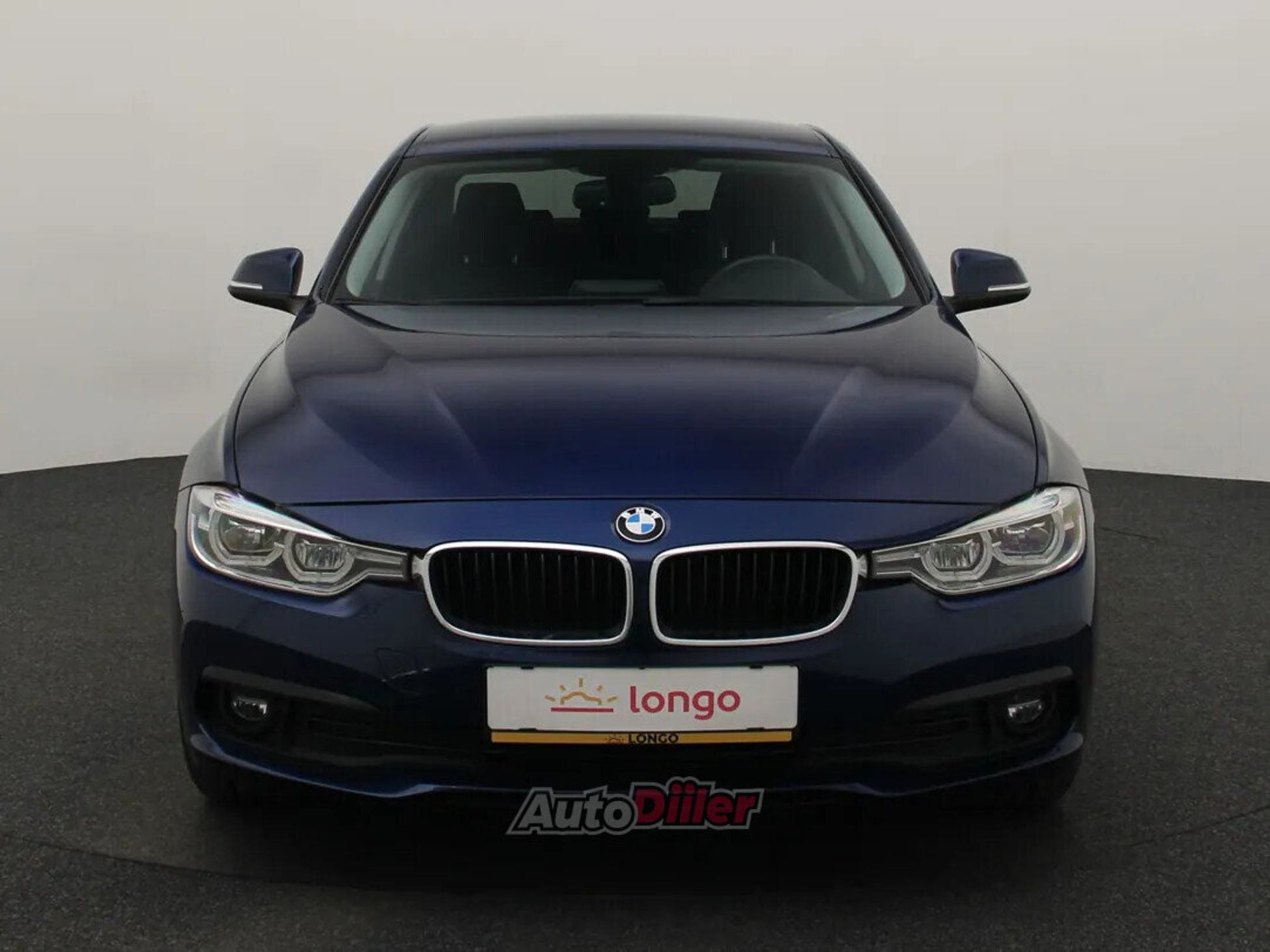 BMW 320 Executive 2.0 140kW 2018, photo 3/10