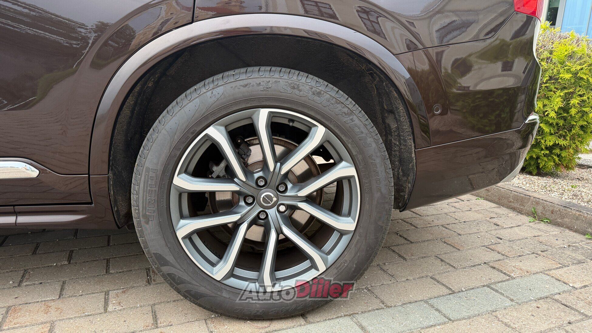 Volvo XC90 Insctiption 2.0 173kW 2019, kuva 7/10