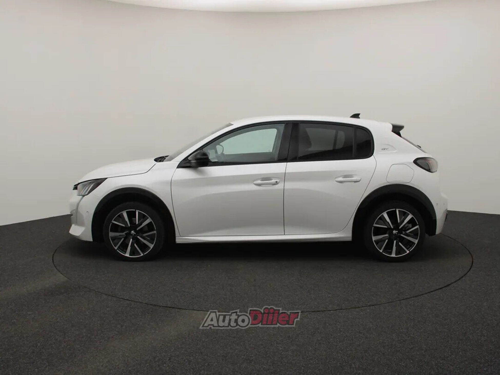 Peugeot 208 GT GT 1.2 74kW 2021, photo 6/10