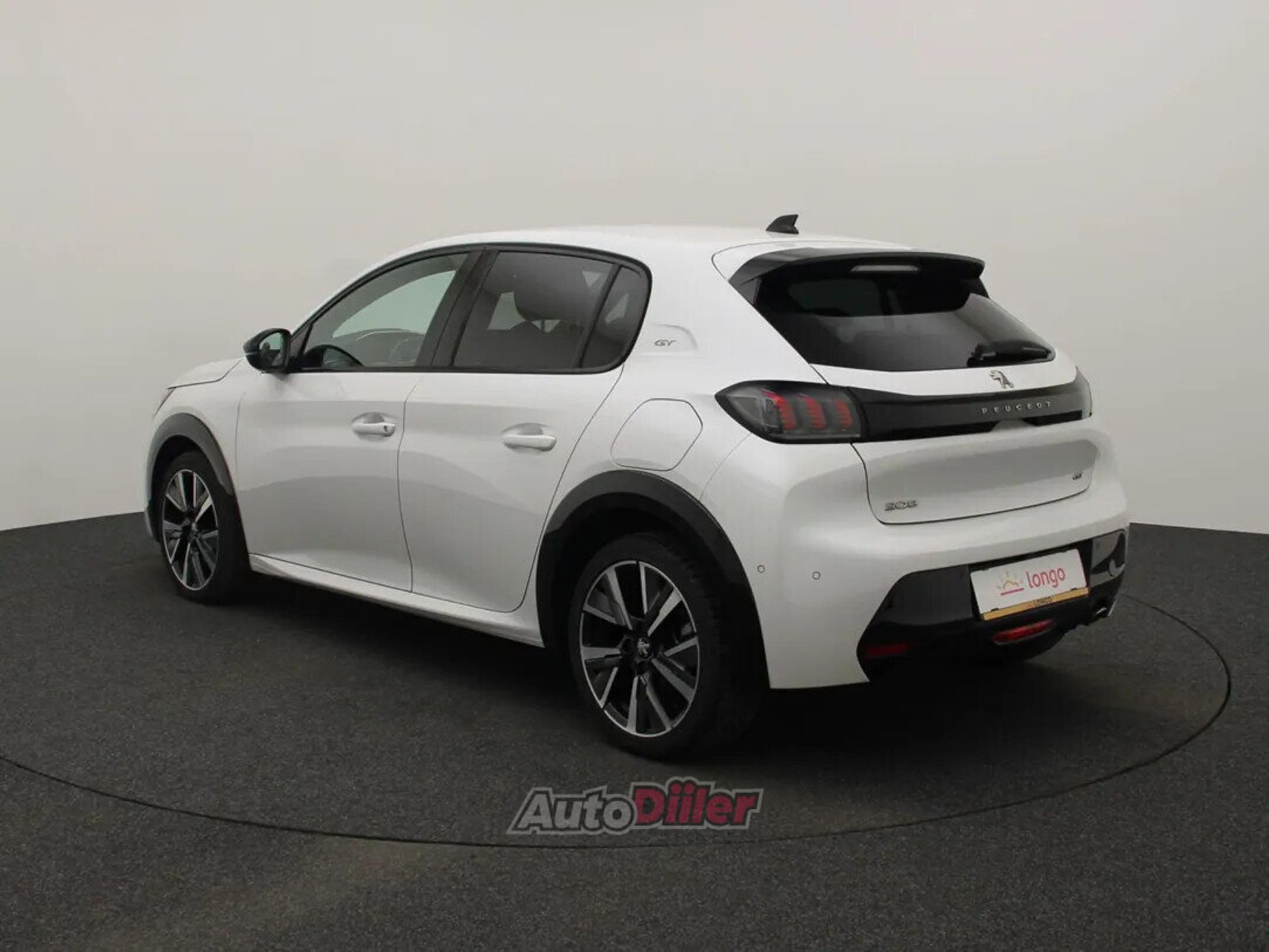 Peugeot 208 GT GT 1.2 74kW 2021, photo 7/10