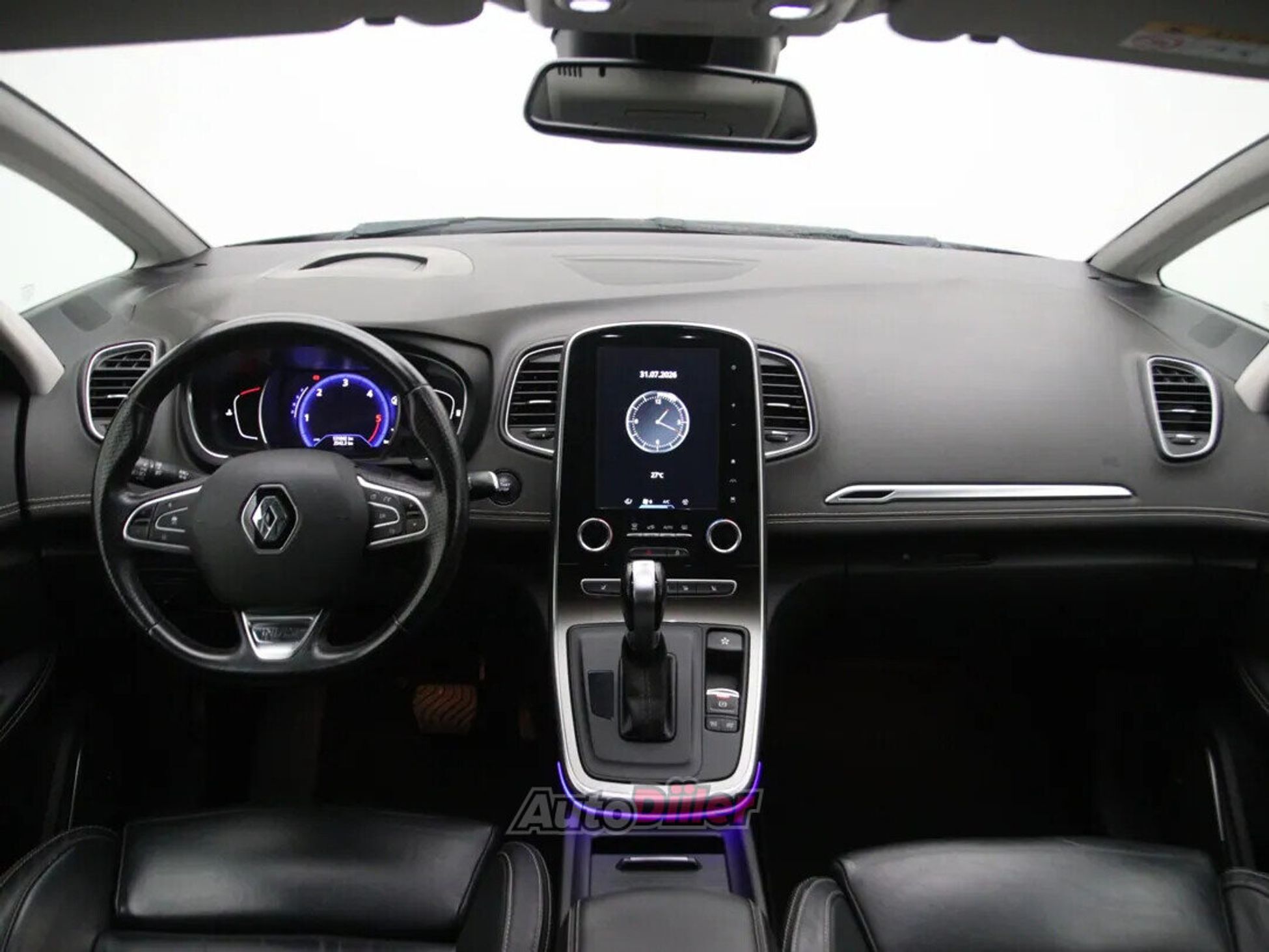Renault Grand Scenic 2018, photo 2/10