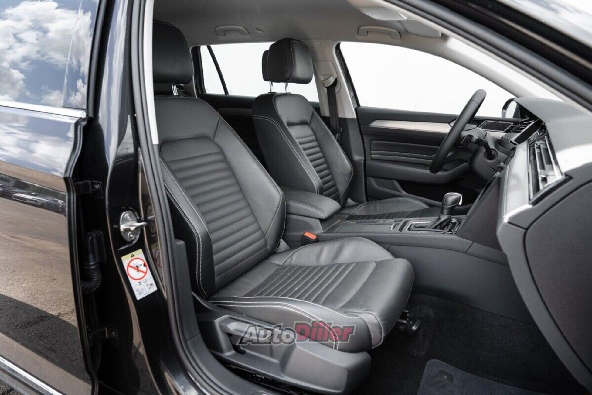 Volkswagen Passat 2.0 147kW 2021, photo 7/10