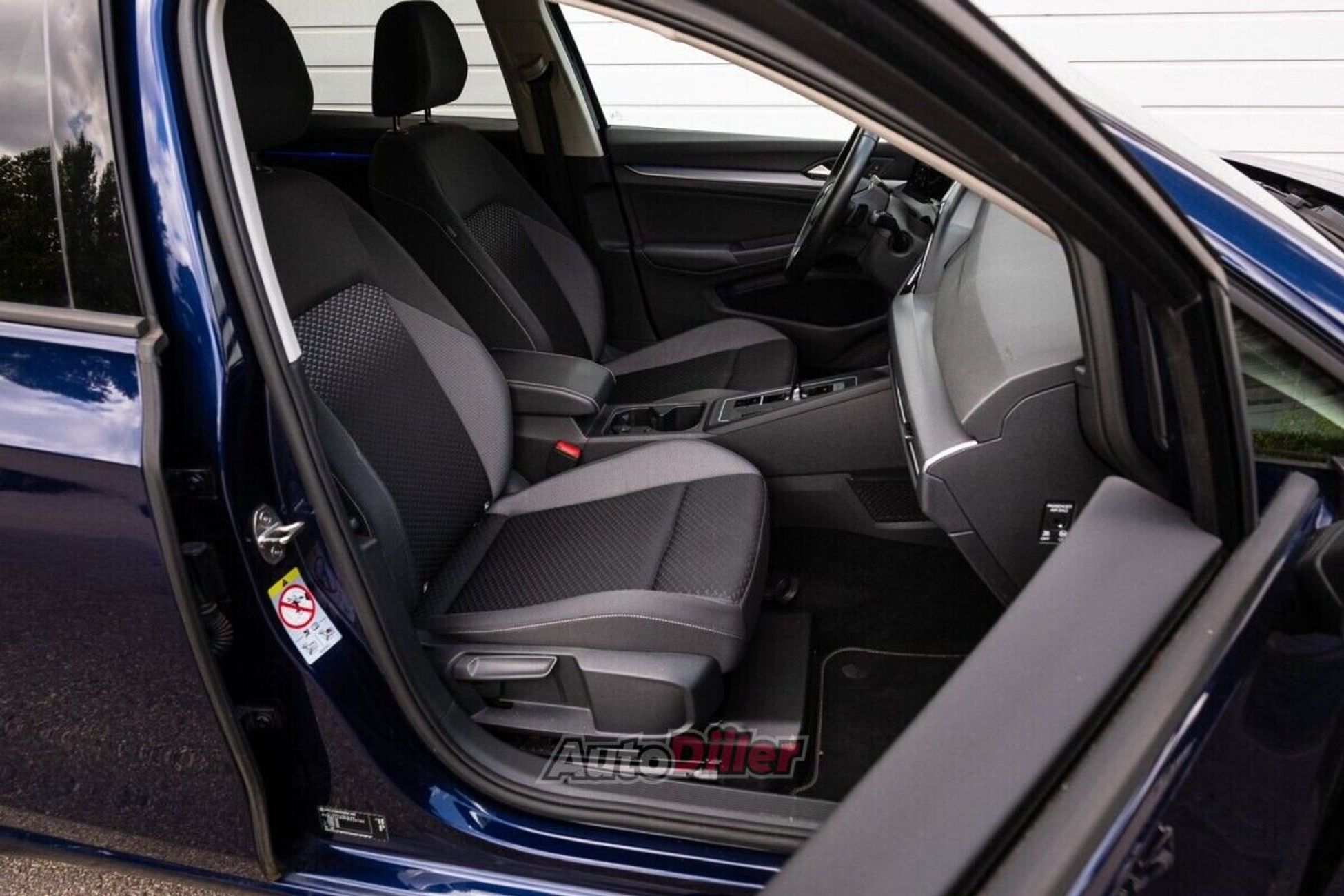 Volkswagen Golf 1.5 96kW 2023, photo 7/10