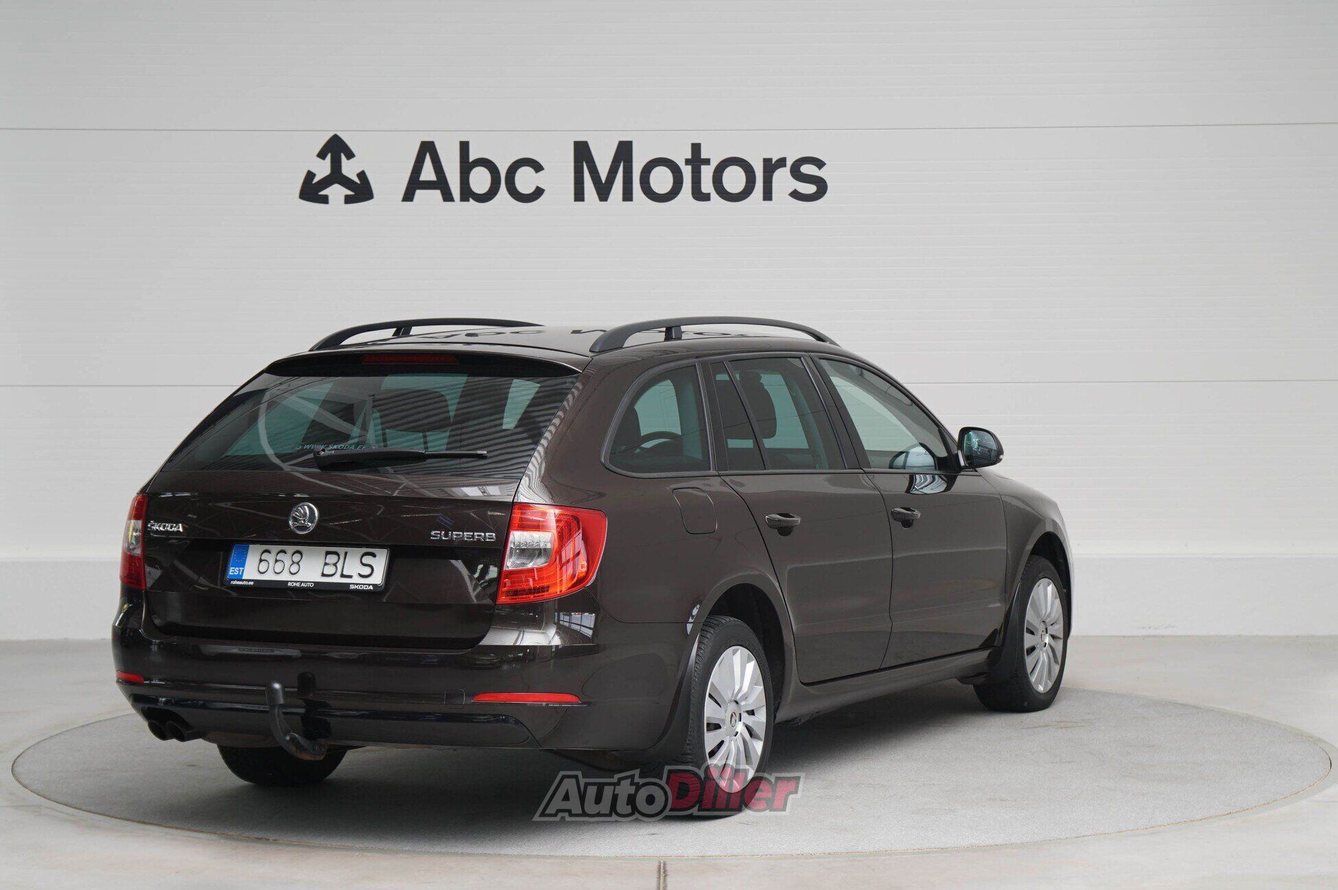 Skoda Superb 2014, kuva 4/10