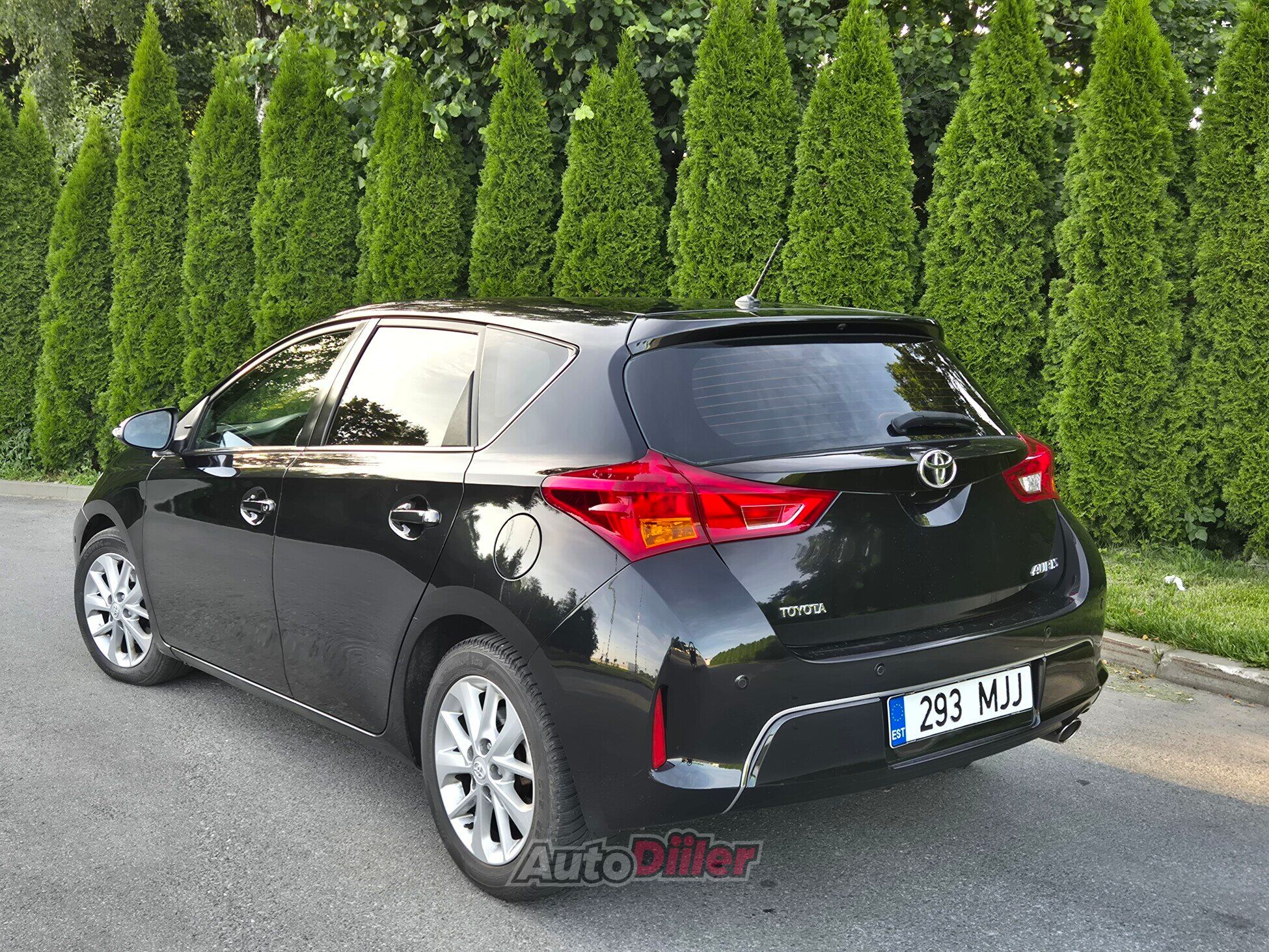 Toyota Auris 2.0 91kW 2014, photo 4/10