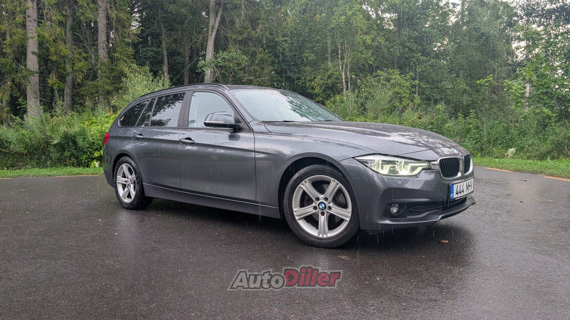 BMW 320