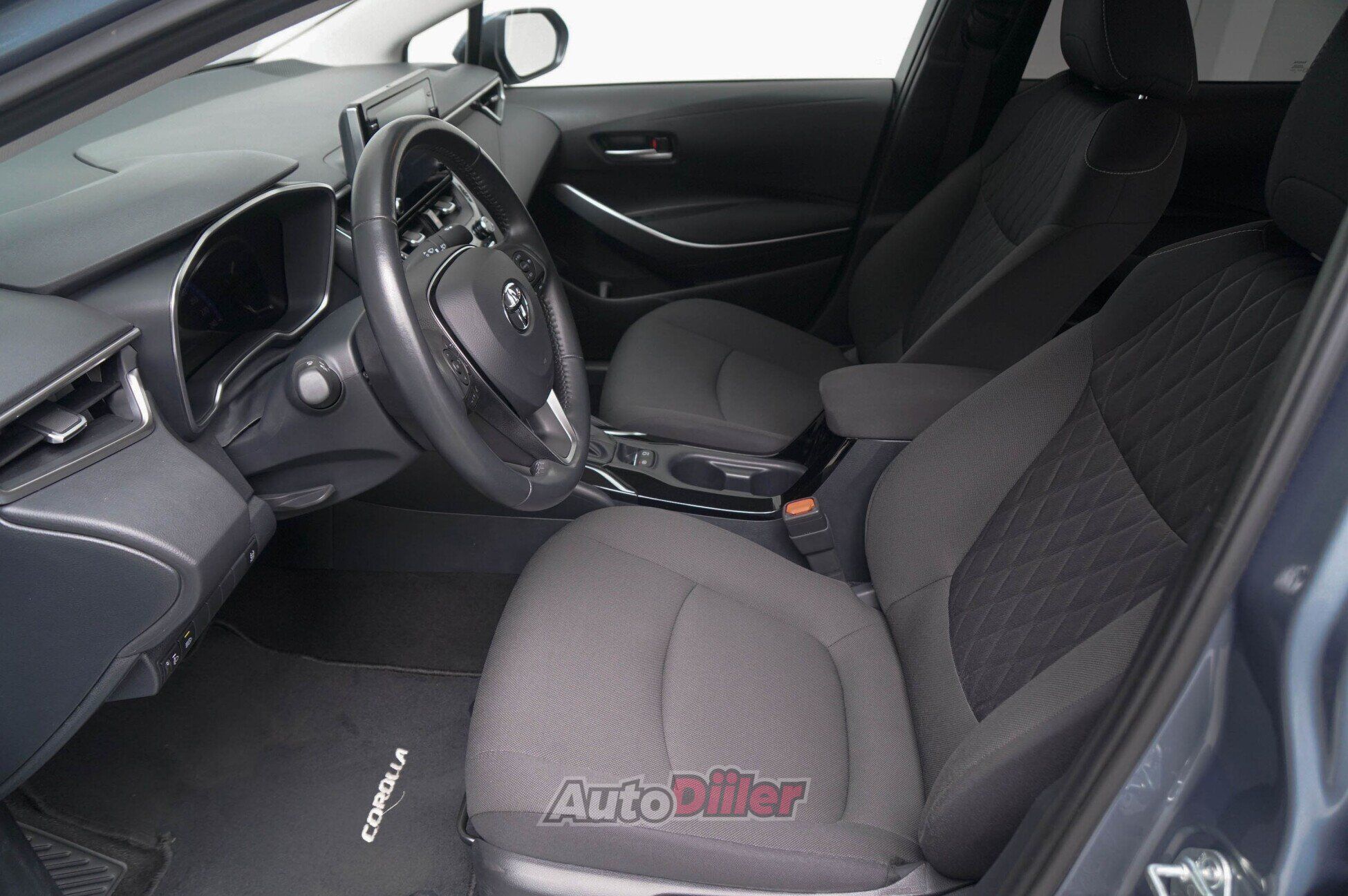 Toyota Corolla 2023, photo 7/10